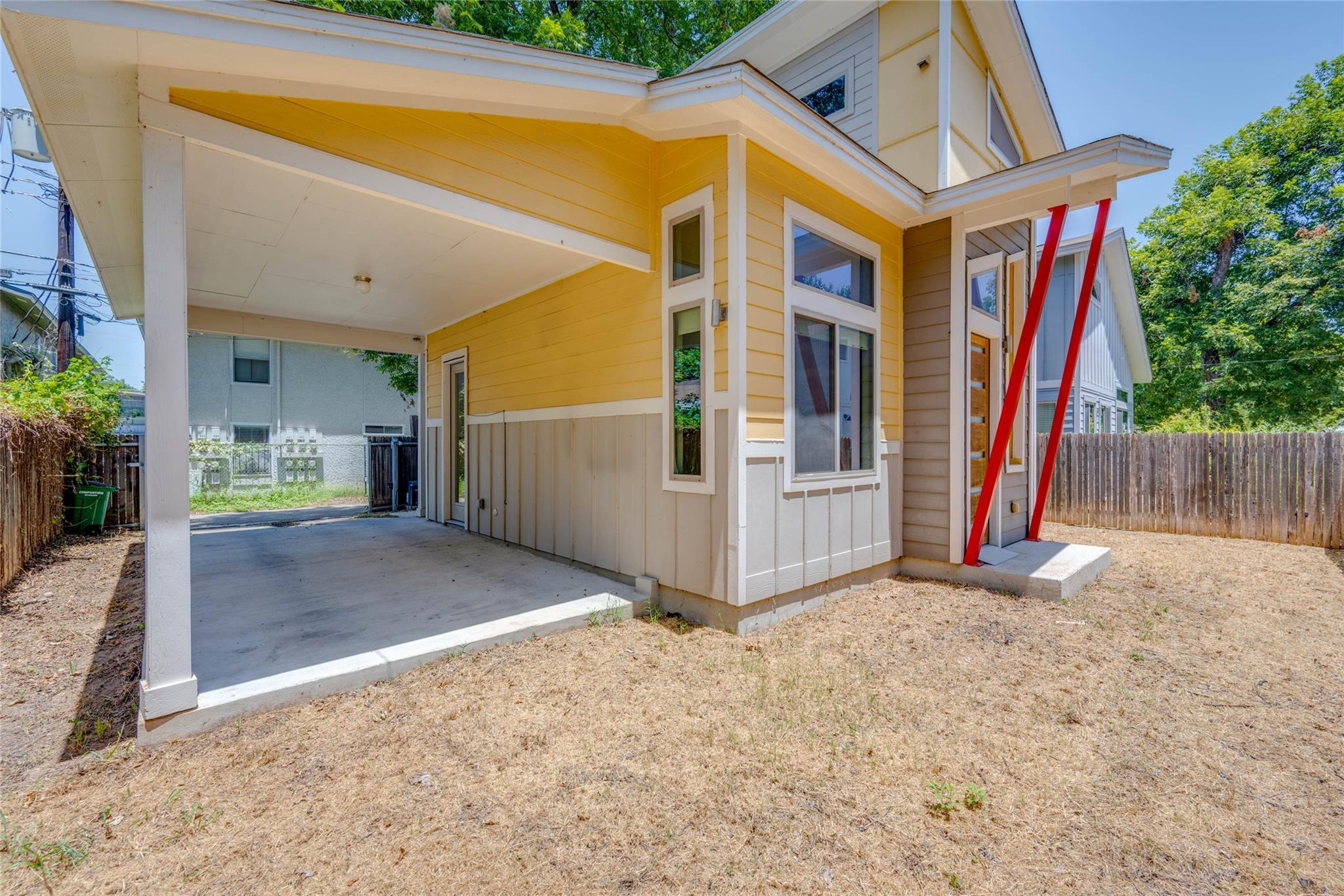 2612 Willow St # B, Austin, TX 78702