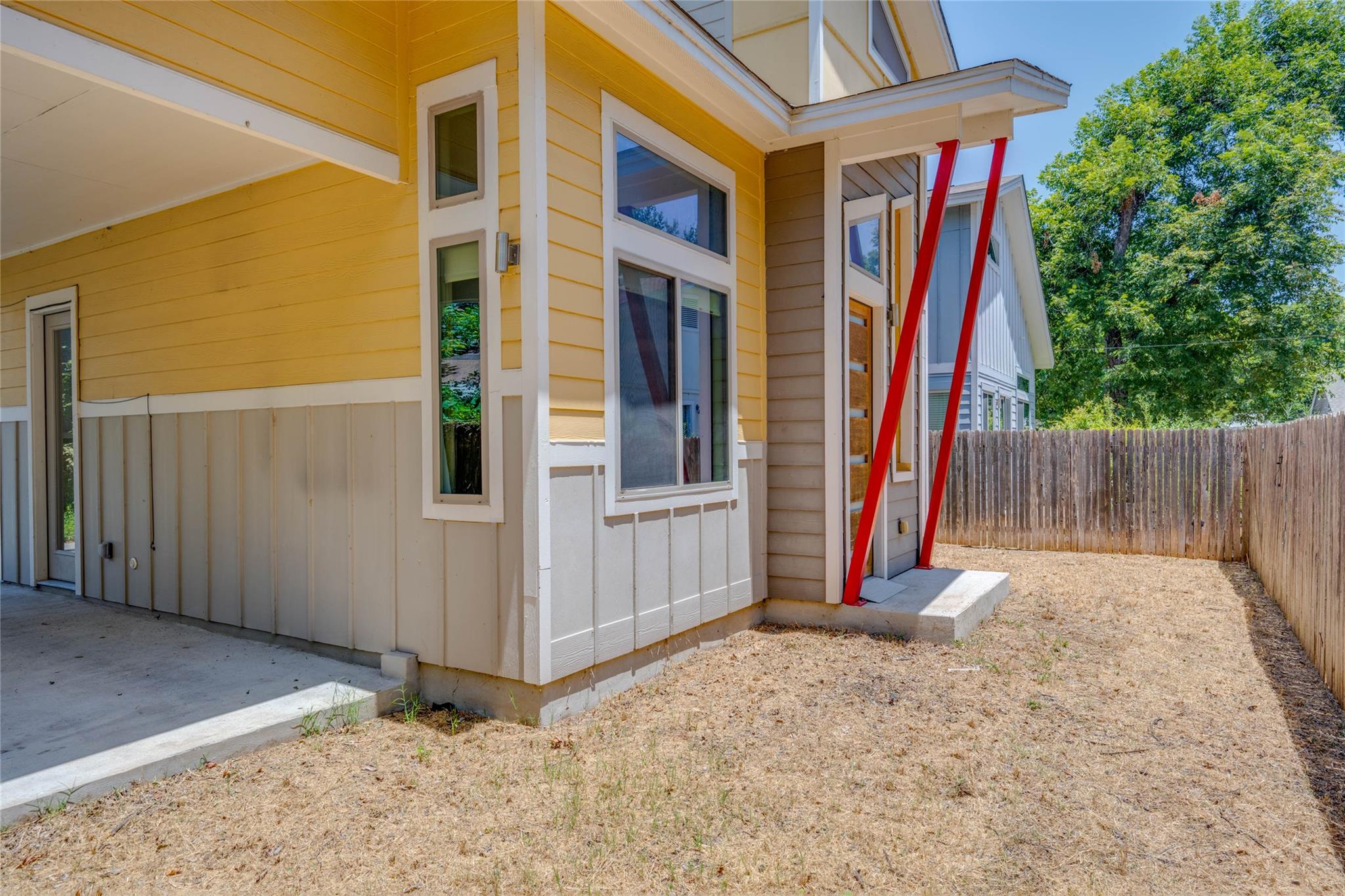 2612 Willow St # B, Austin, TX 78702
