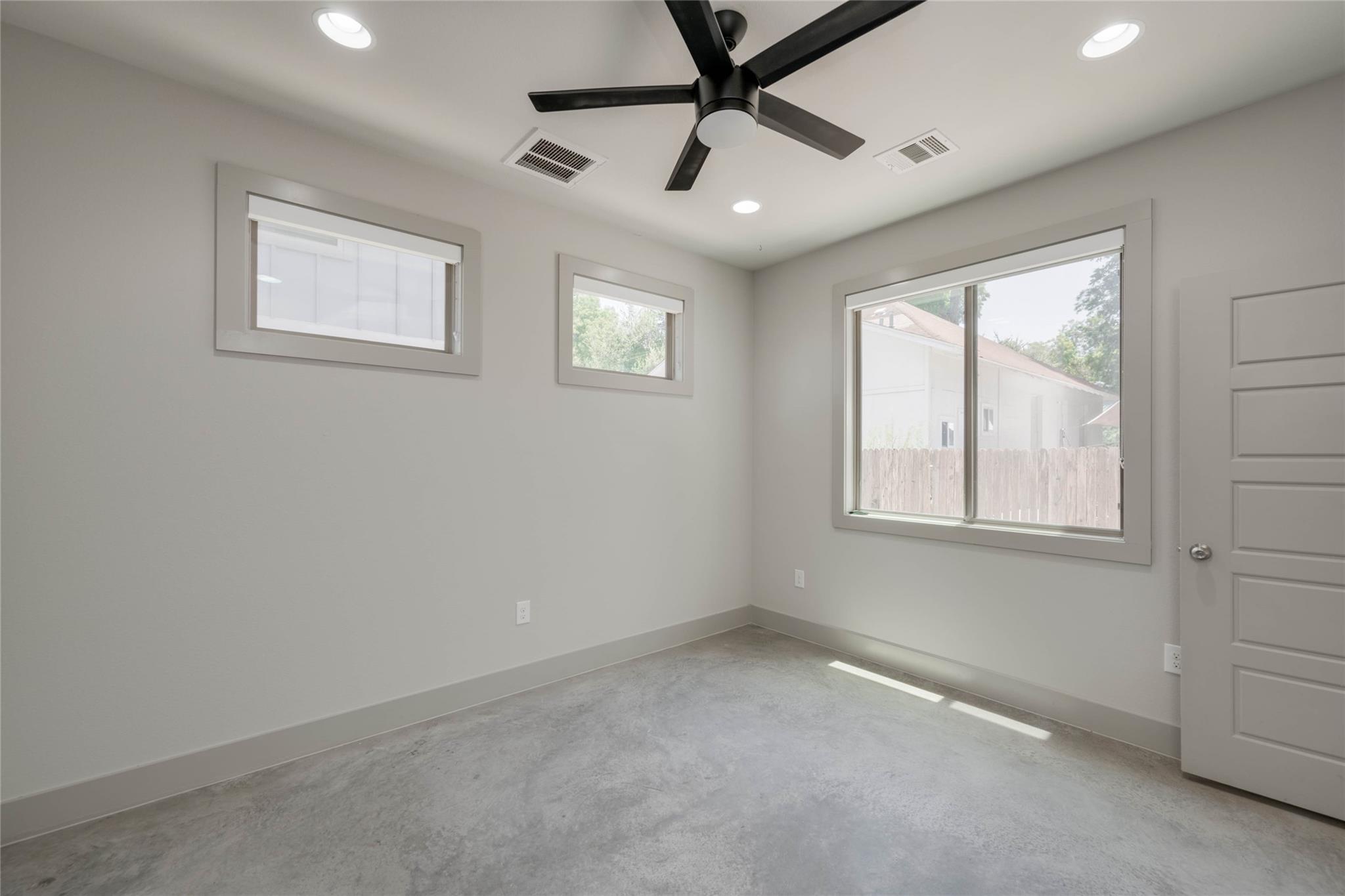 2612 Willow St # B, Austin, TX 78702