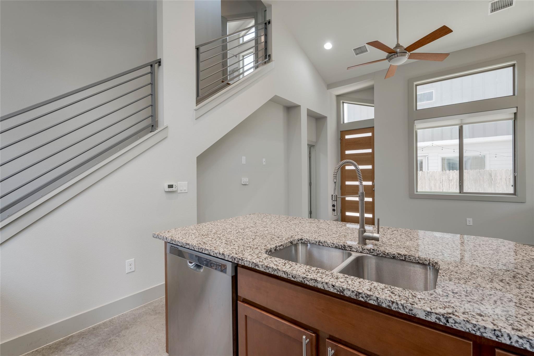 2612 Willow St # B, Austin, TX 78702