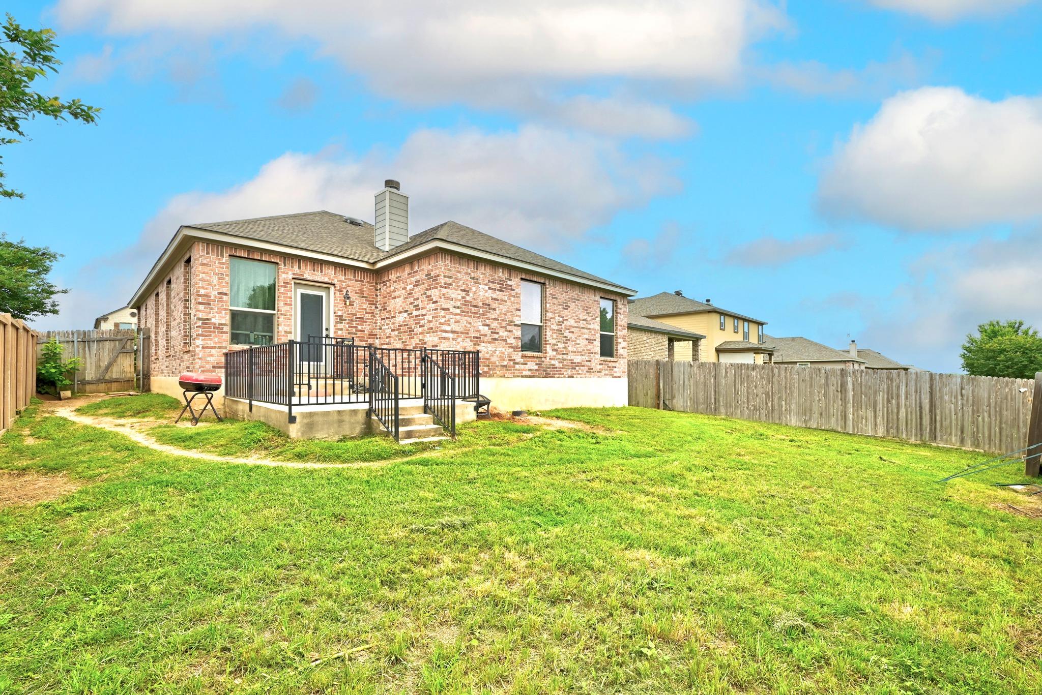 1621 Dragonfly Loop Loop, Bastrop, TX 78602