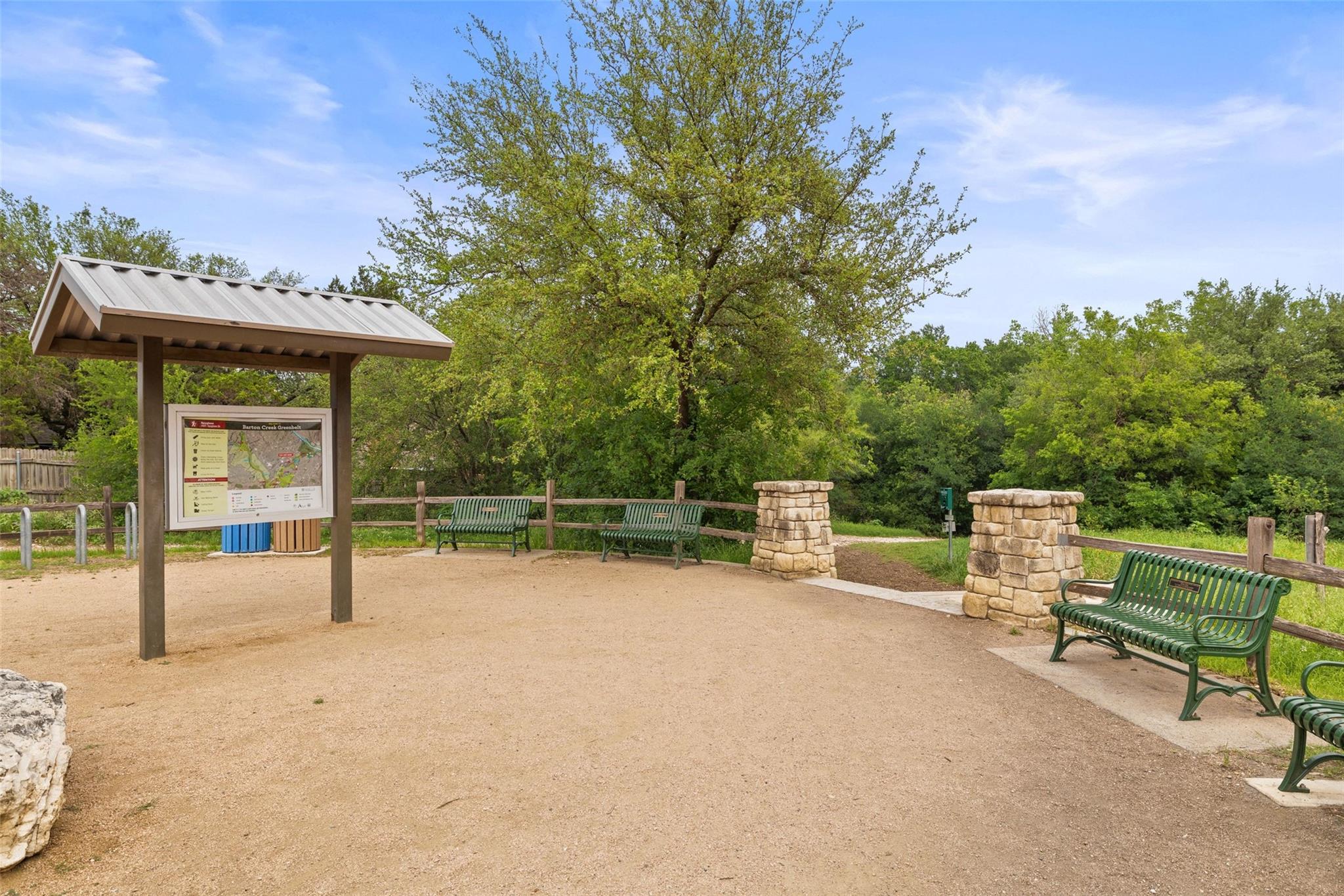 1615 Spyglass Dr # 4, Austin, TX 78746