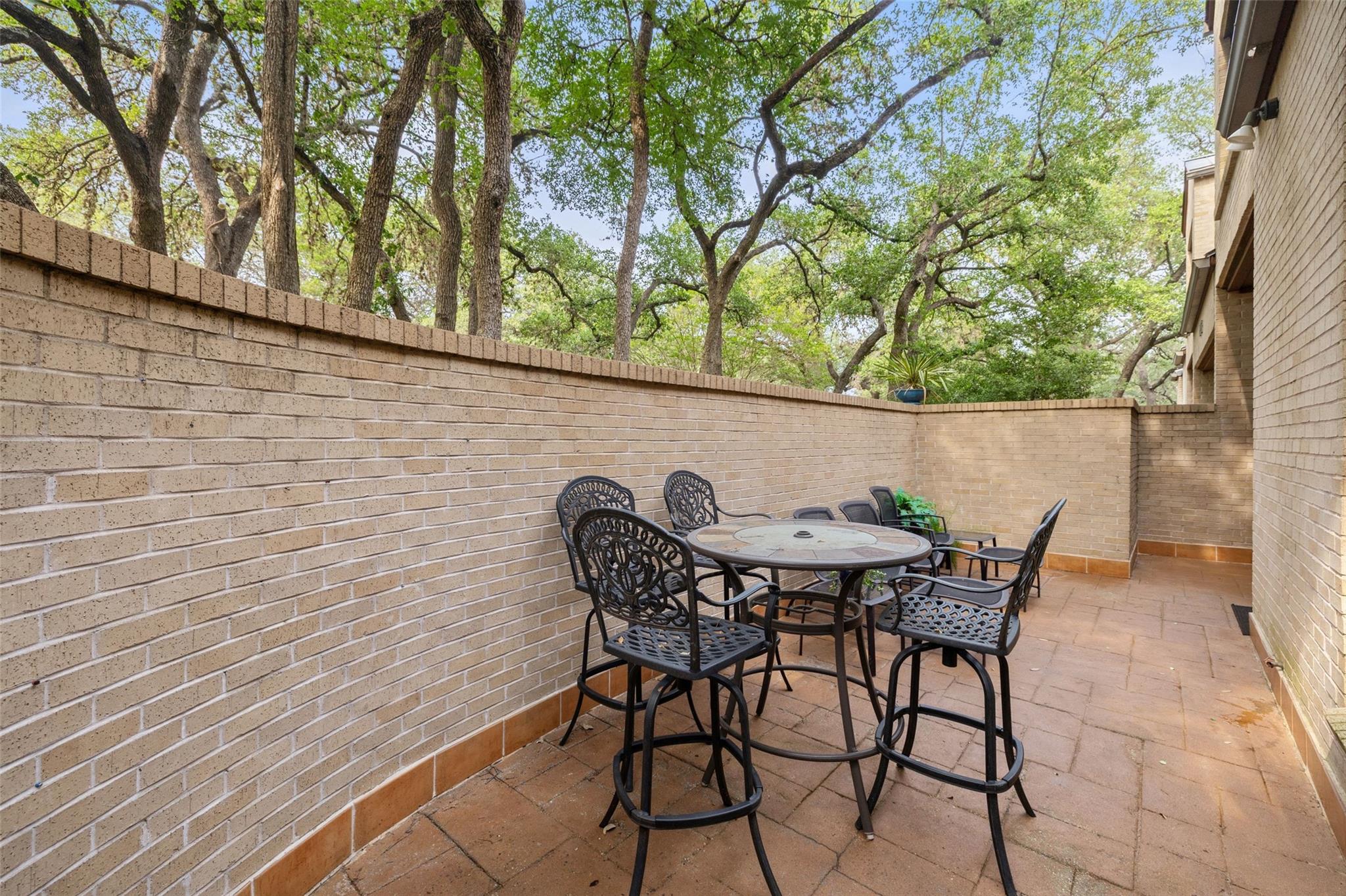 1615 Spyglass Dr # 4, Austin, TX 78746