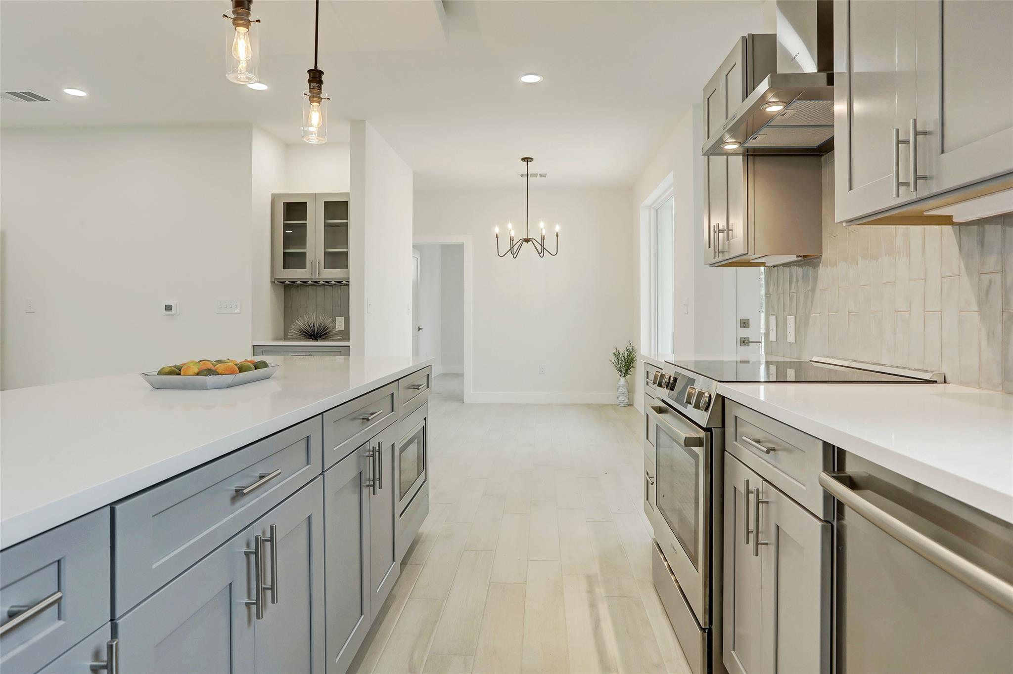 4300 Mansfield Dam Rd # 1421 / 1431, Austin, TX 78734