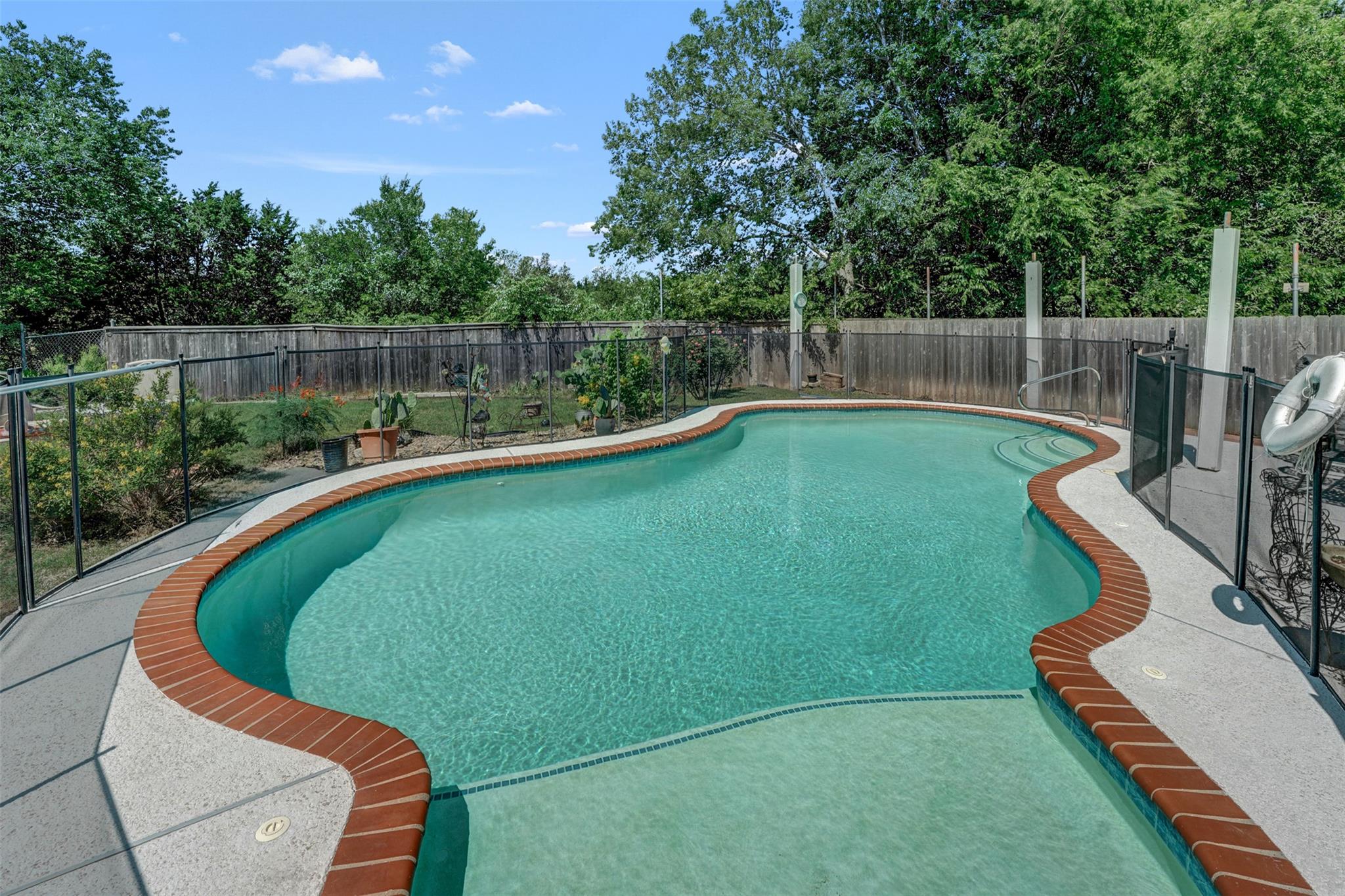 1645 Jerusalem Dr, Round Rock, TX 78664
