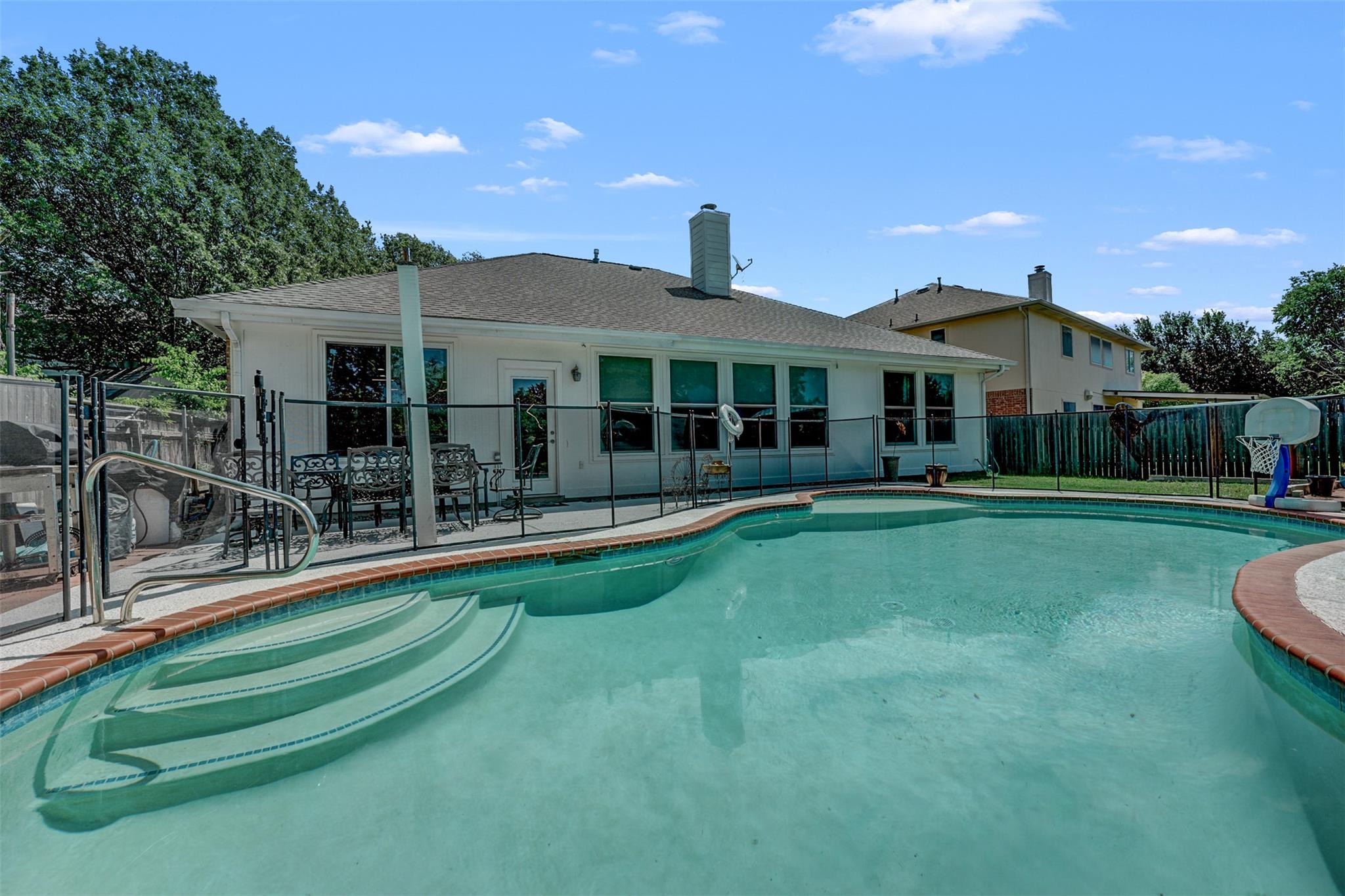 1645 Jerusalem Dr, Round Rock, TX 78664