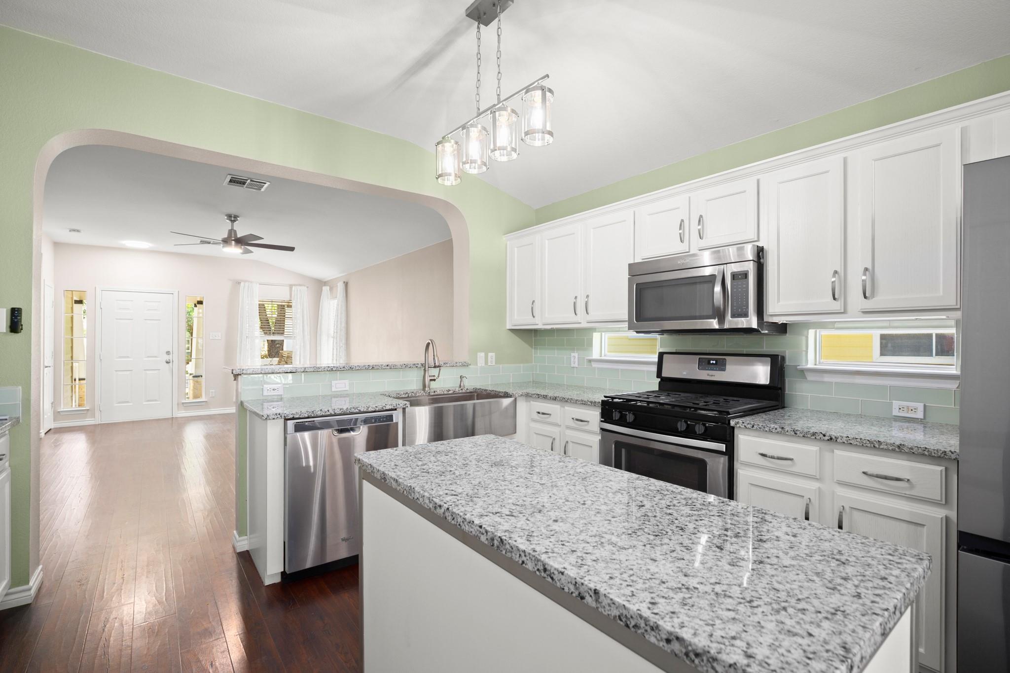 151 Sampson, Kyle, TX 78640