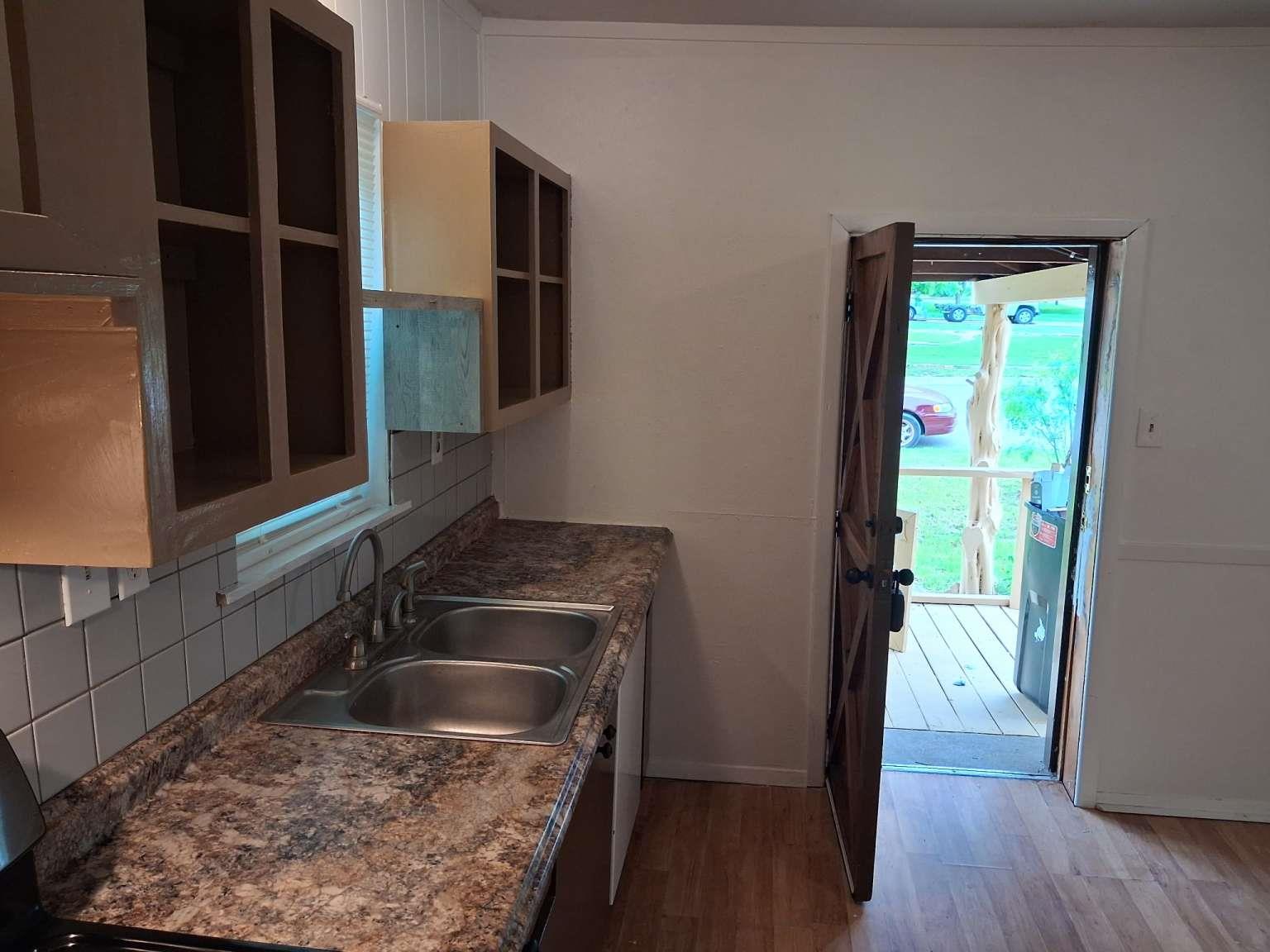 308 N Ridge St, Lampasas, TX 76550
