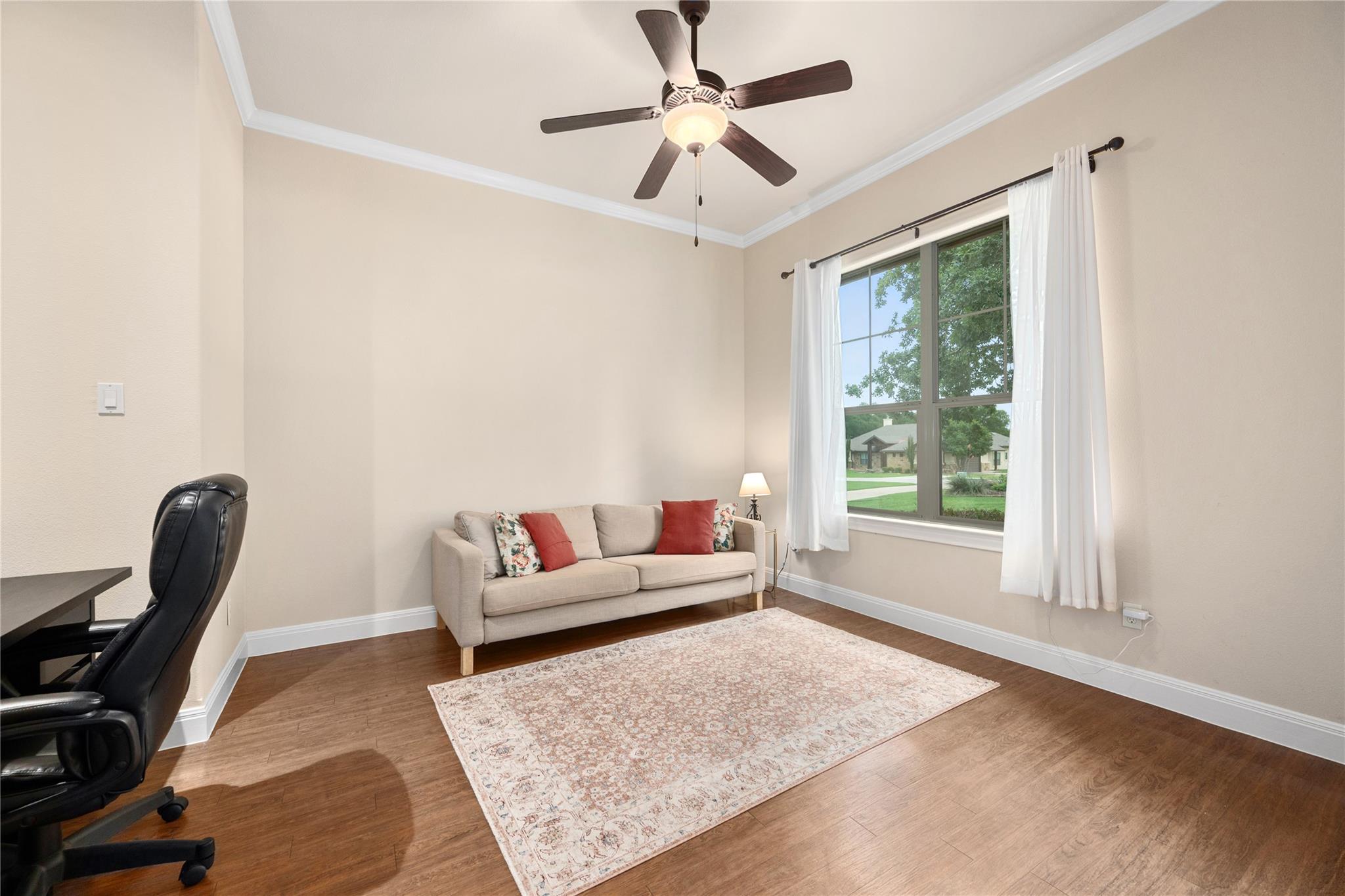216 Independence Dr, Georgetown, TX 78633