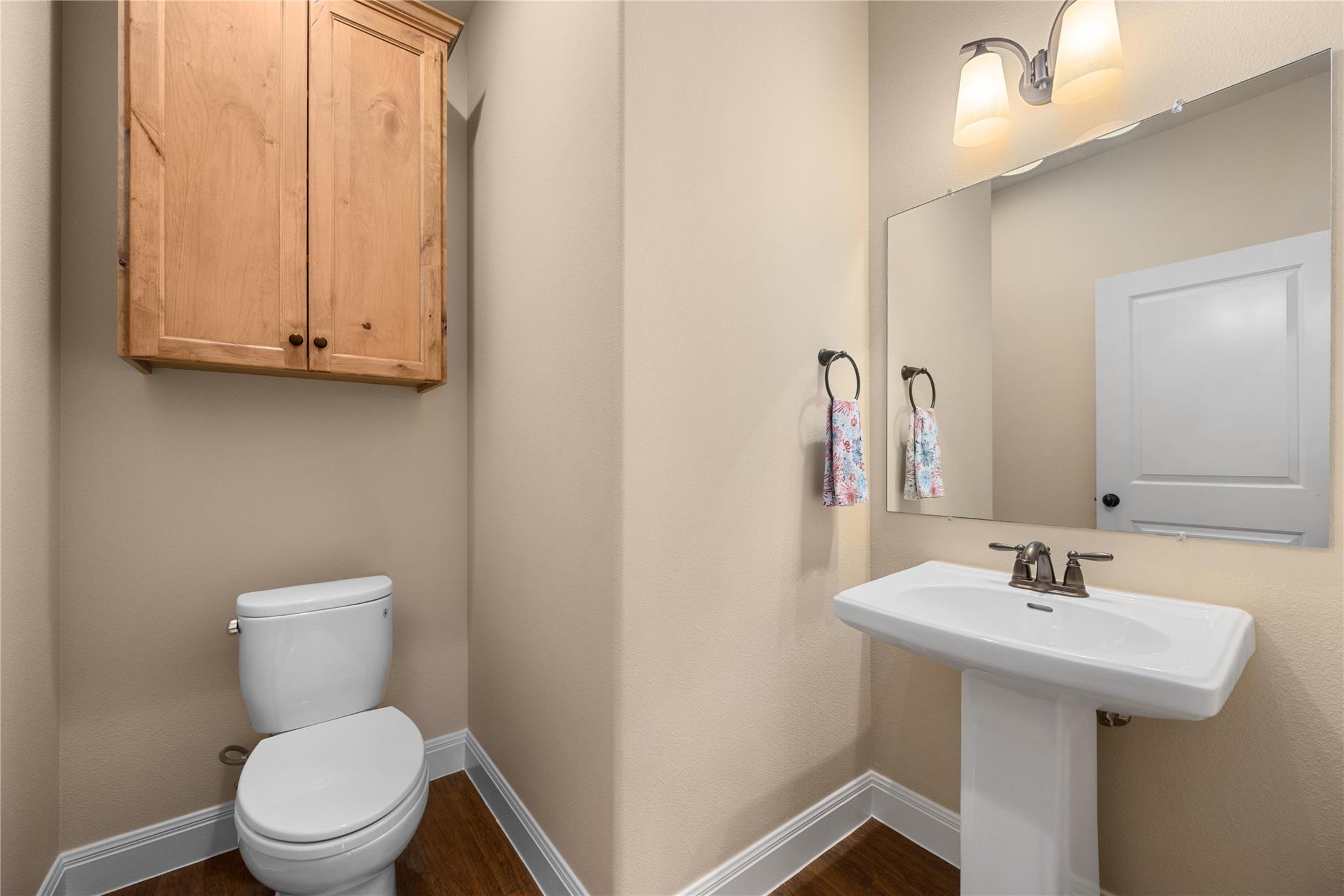 216 Independence Dr, Georgetown, TX 78633