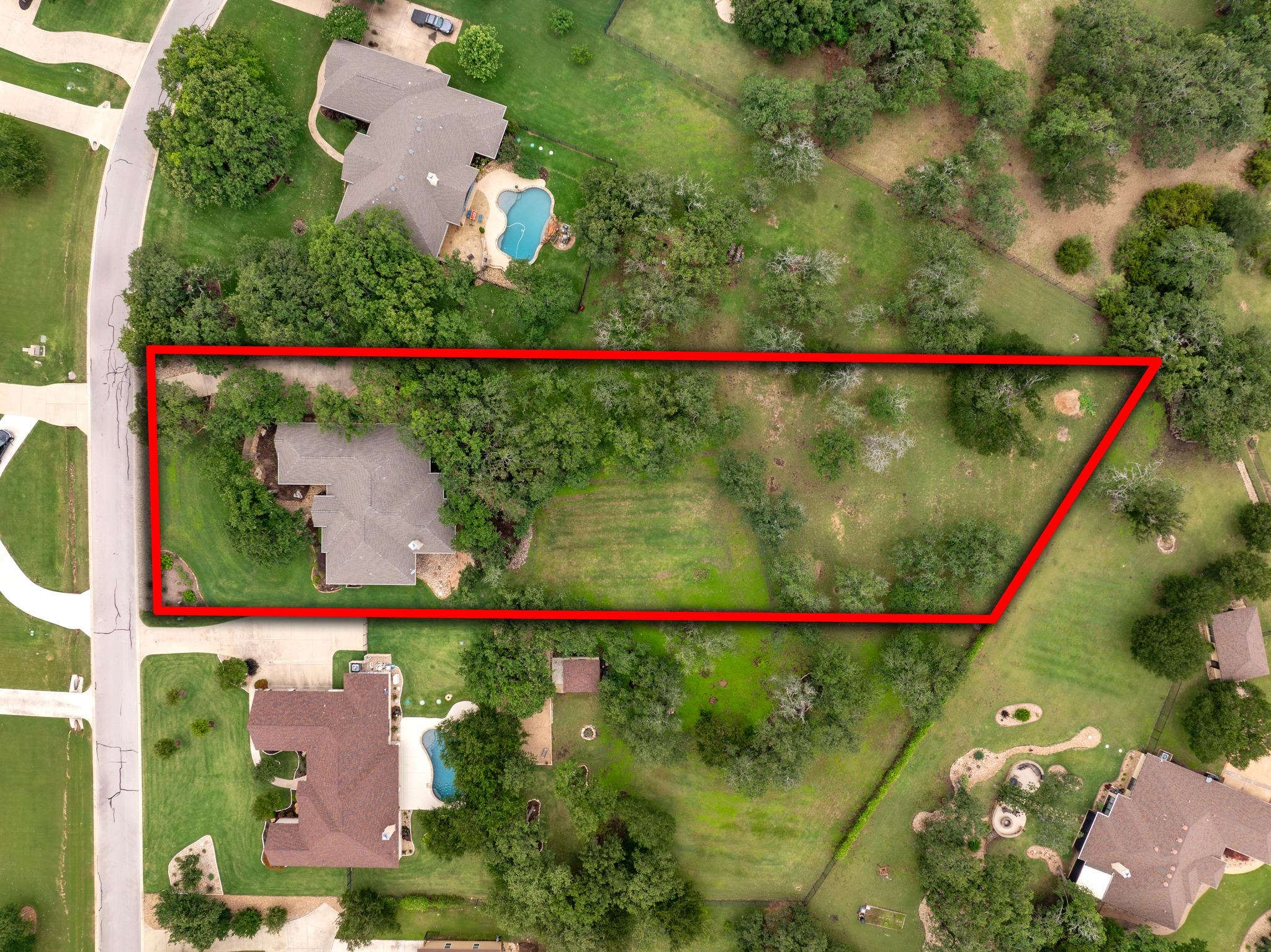 216 Independence Dr, Georgetown, TX 78633