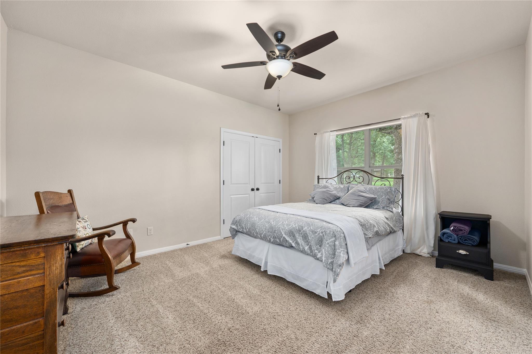 216 Independence Dr, Georgetown, TX 78633