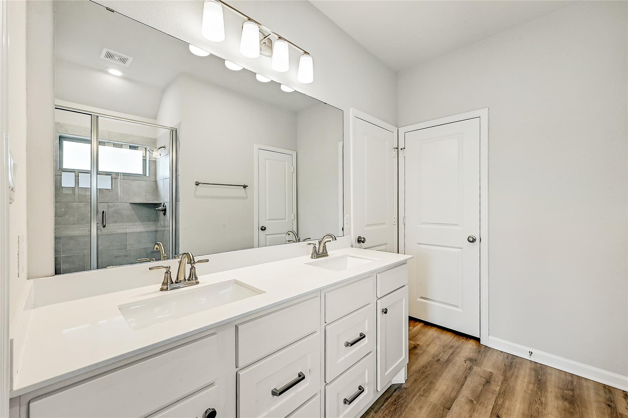 305 Banyon Dr, Liberty Hill, TX 78642