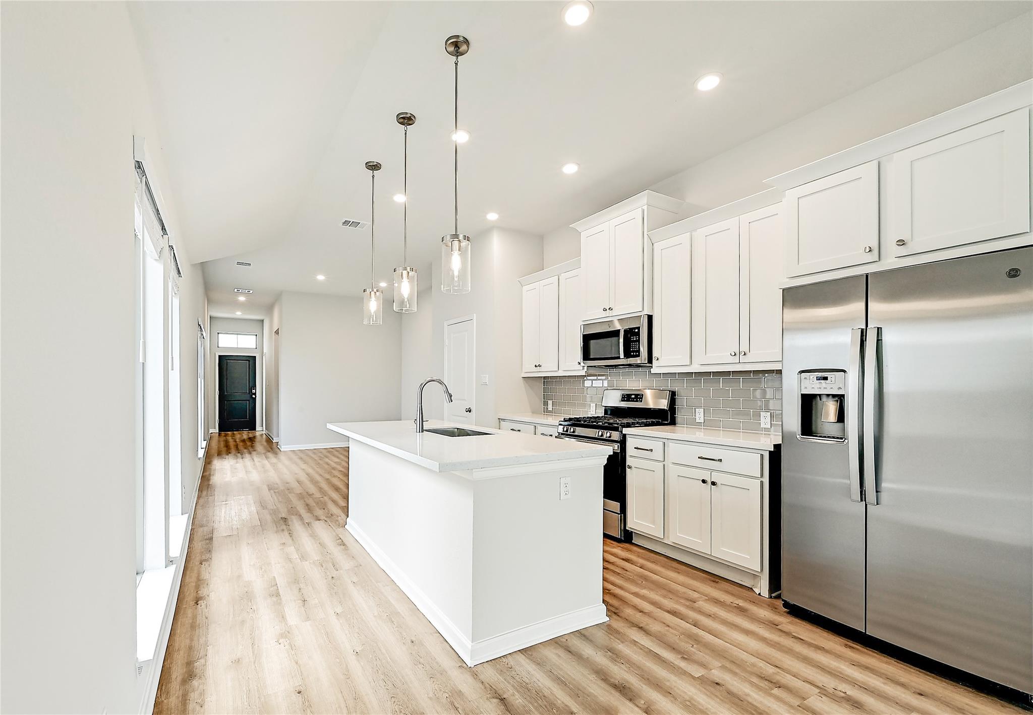 305 Banyon Dr, Liberty Hill, TX 78642