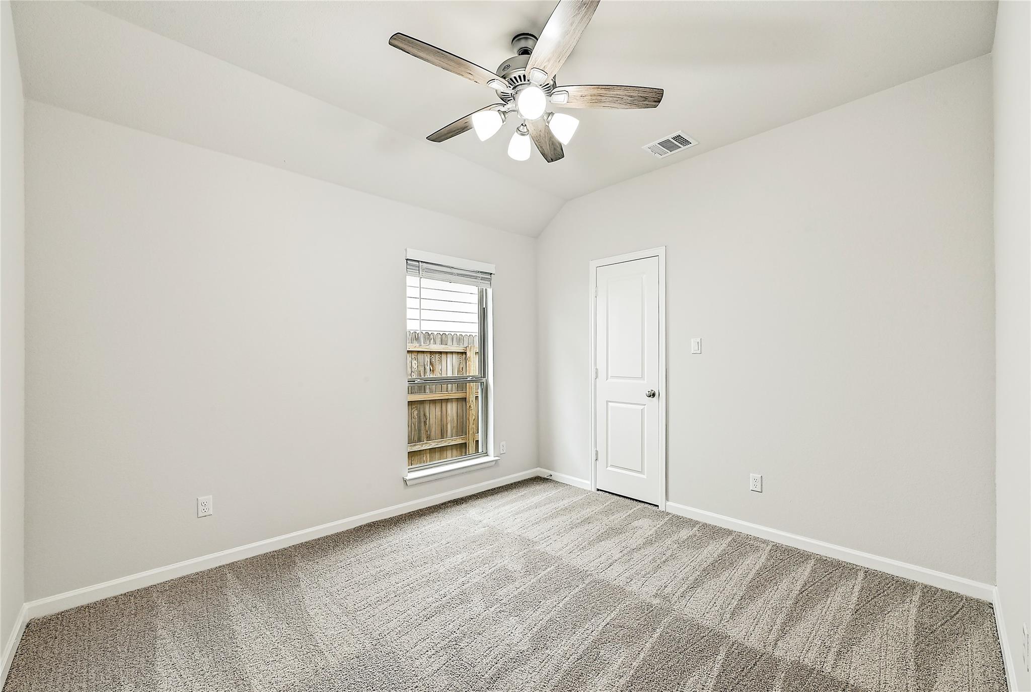 305 Banyon Dr, Liberty Hill, TX 78642