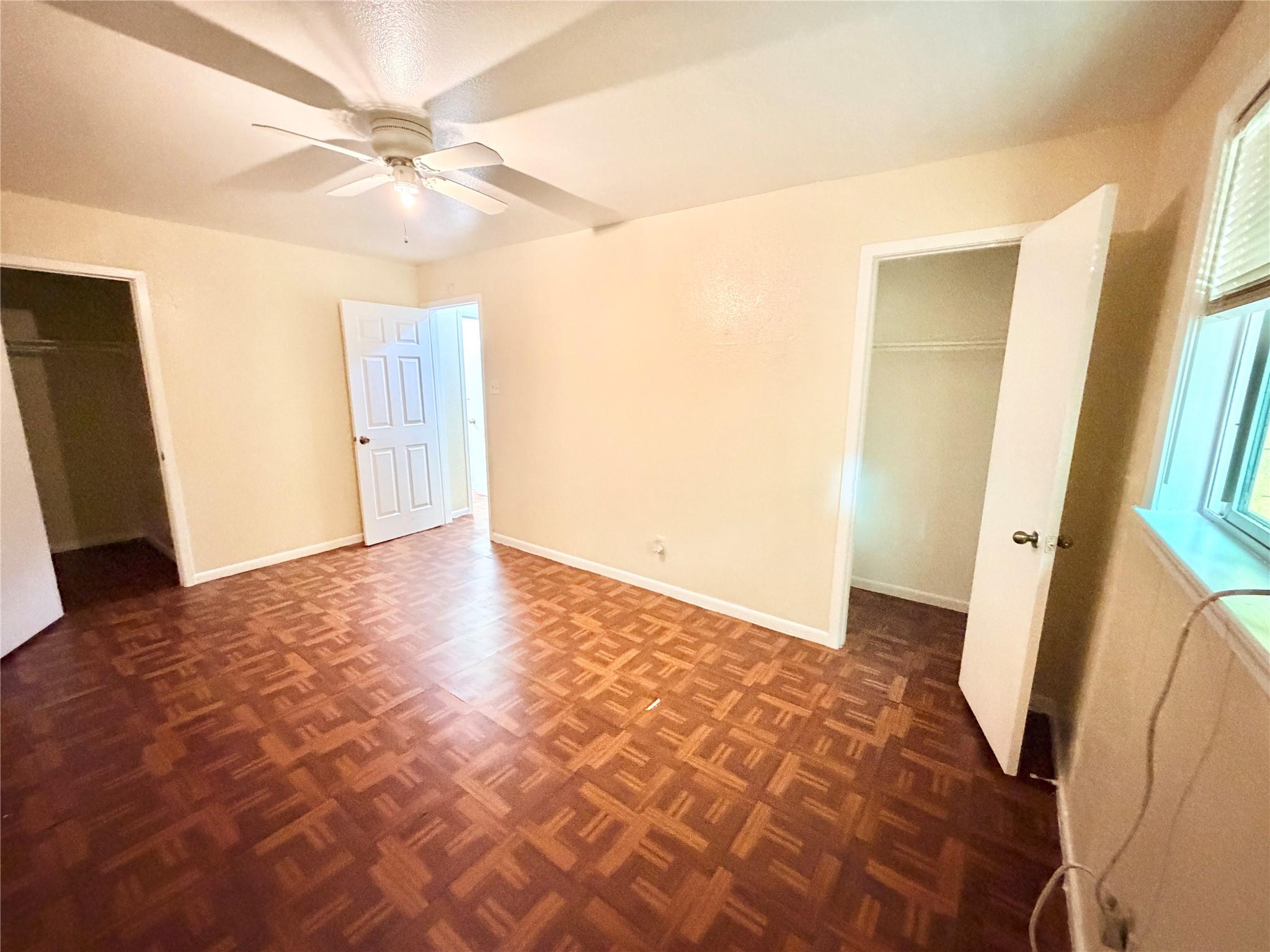6257 Manor Rd # B, Austin, TX 78723
