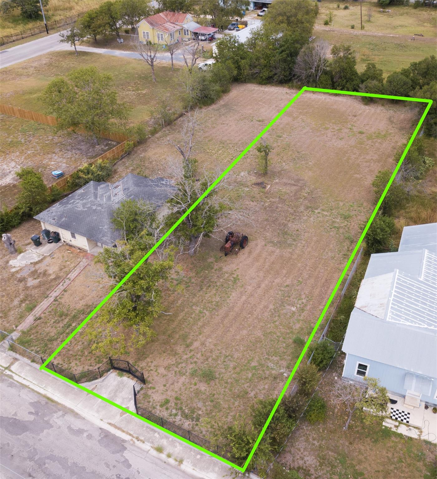Lot 7 W Seideman St, Seguin, TX 78155