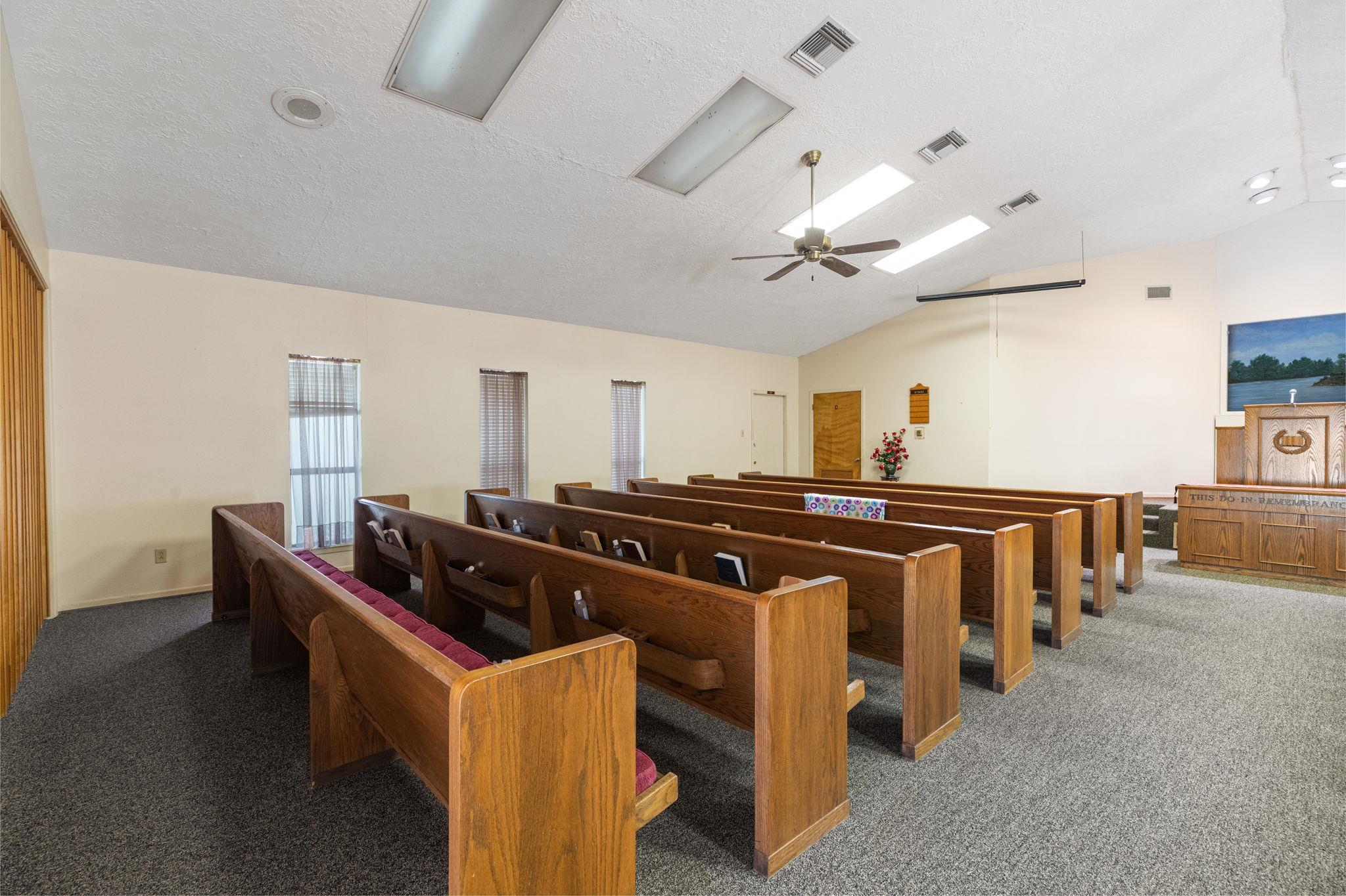 345 W Bell Ave, Rockdale, TX 76567