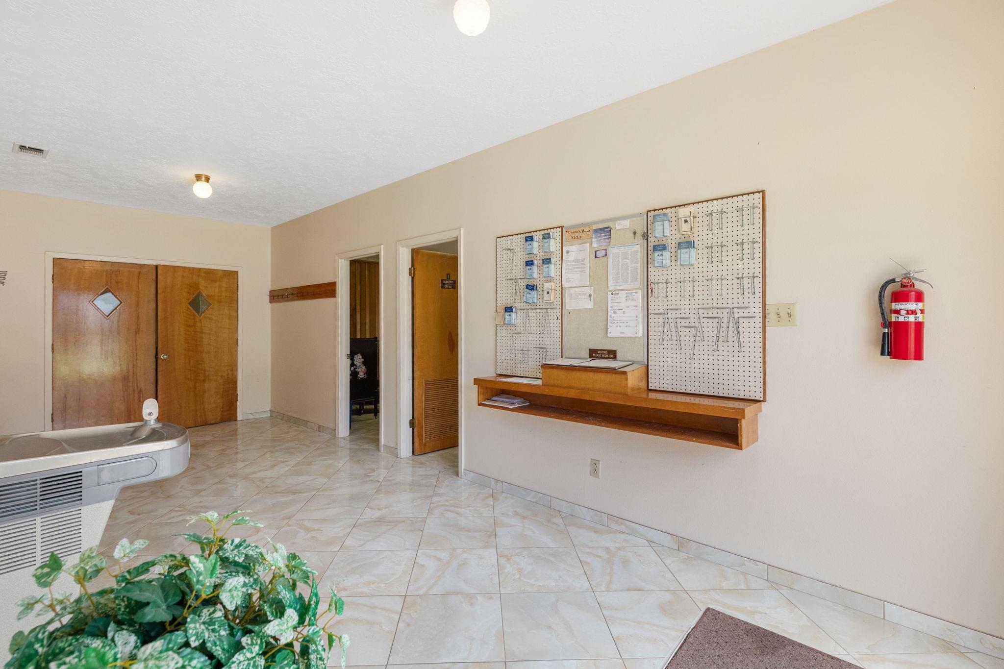 345 W Bell Ave, Rockdale, TX 76567