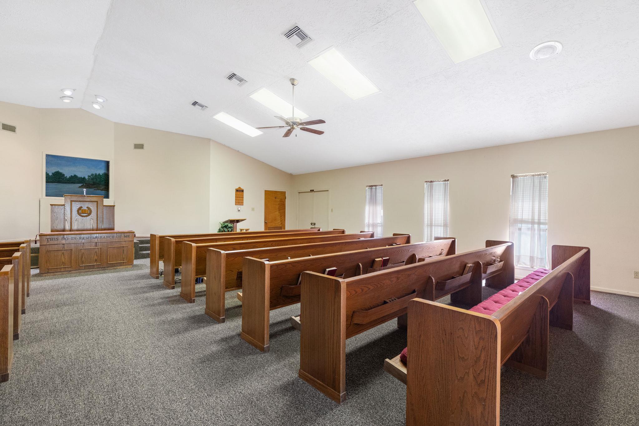 345 W Bell Ave, Rockdale, TX 76567