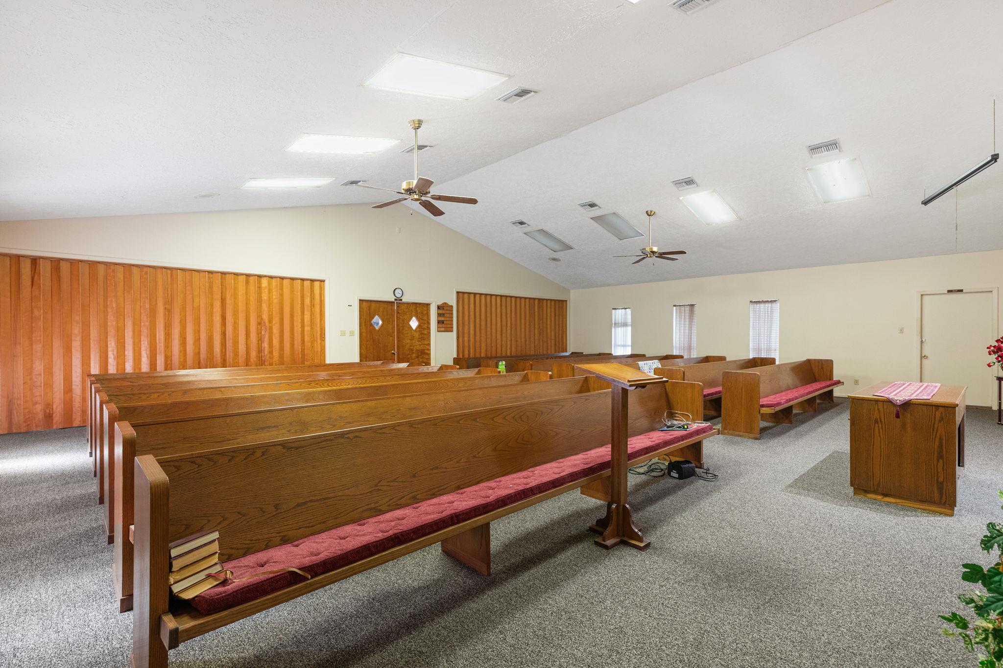 345 W Bell Ave, Rockdale, TX 76567
