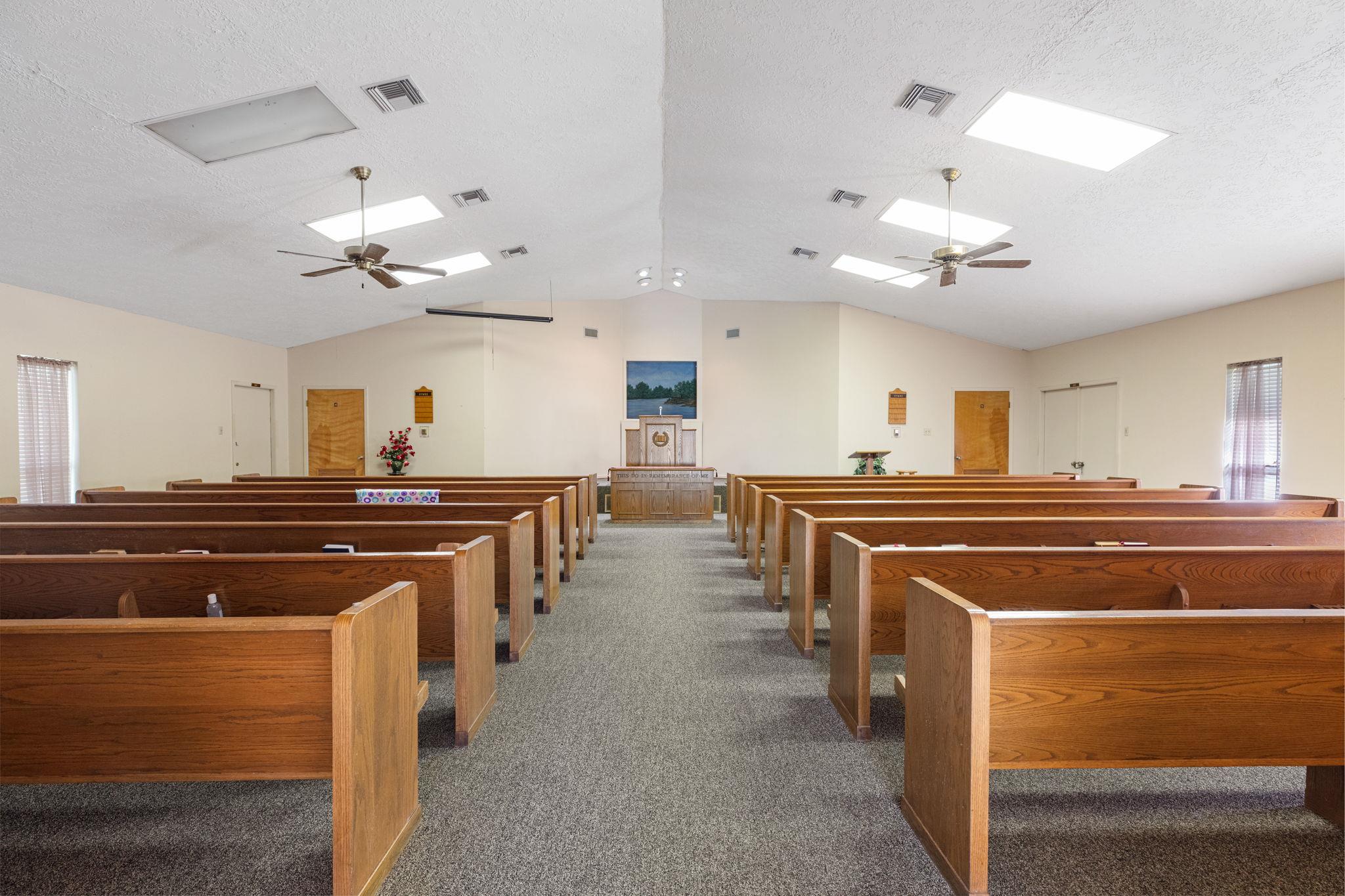 345 W Bell Ave, Rockdale, TX 76567