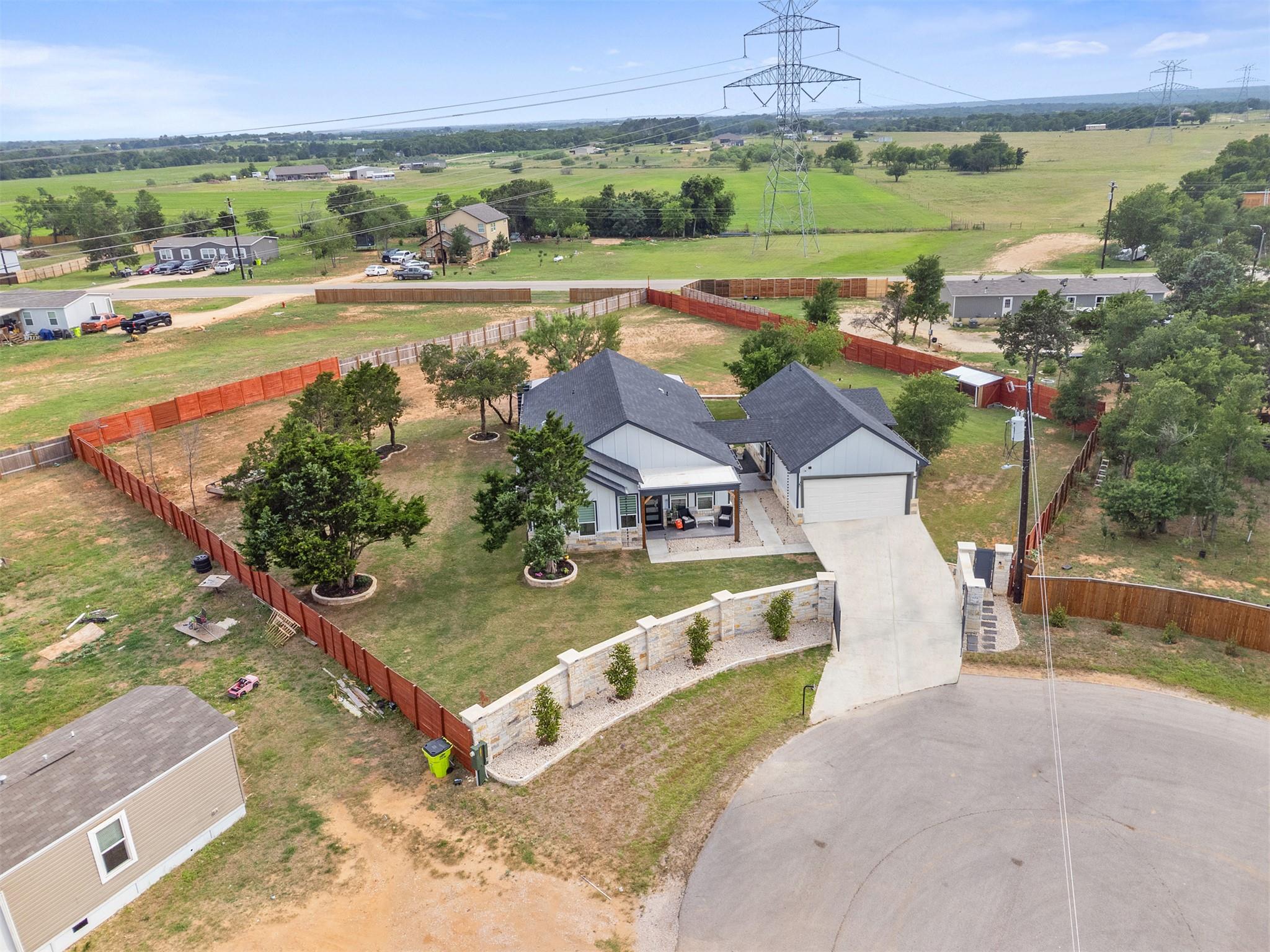 123 Zacate St, Elgin, TX 78621