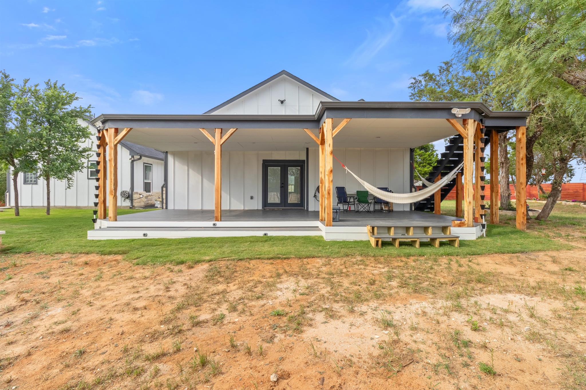 123 Zacate St, Elgin, TX 78621