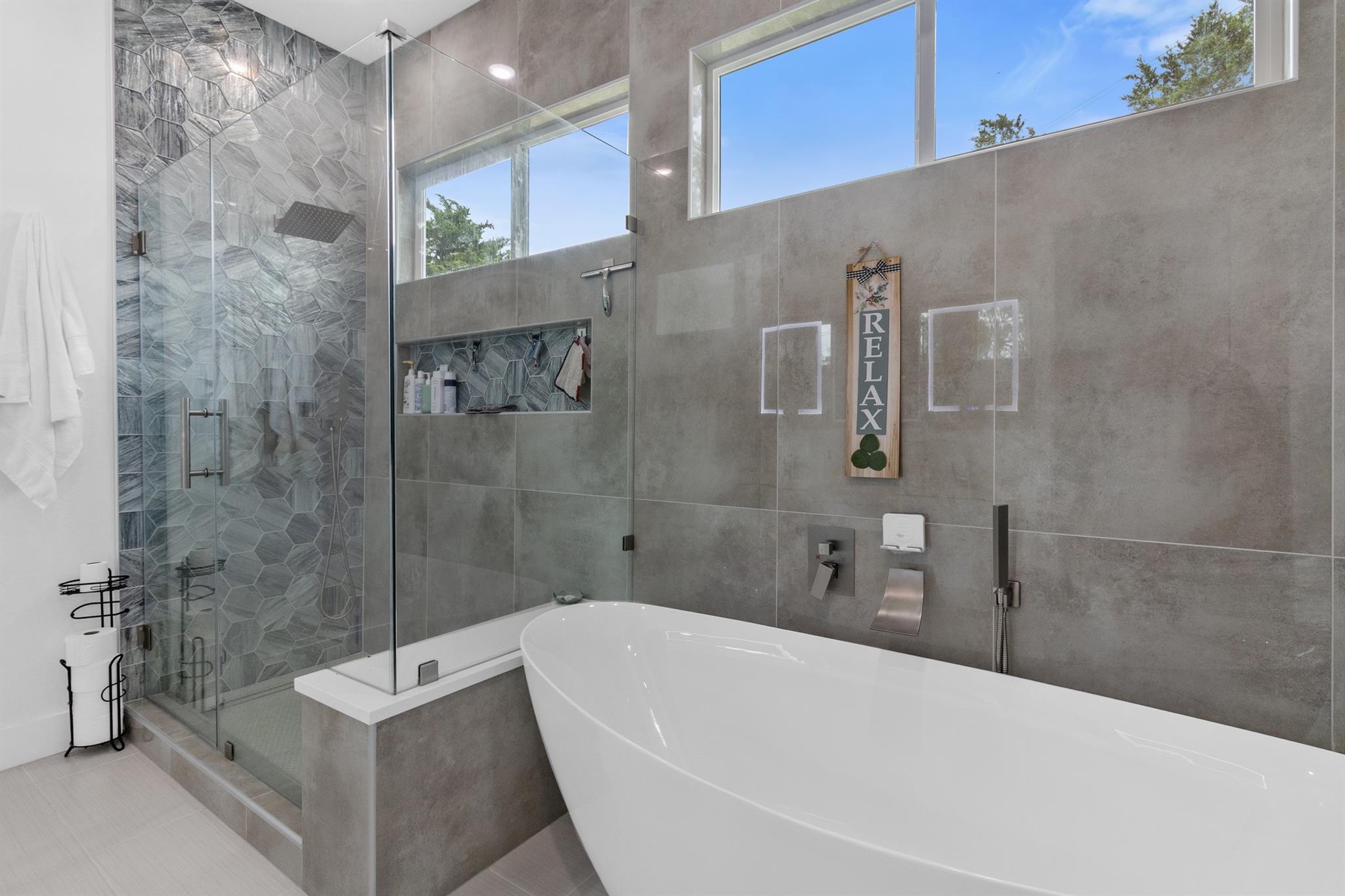 123 Zacate St, Elgin, TX 78621