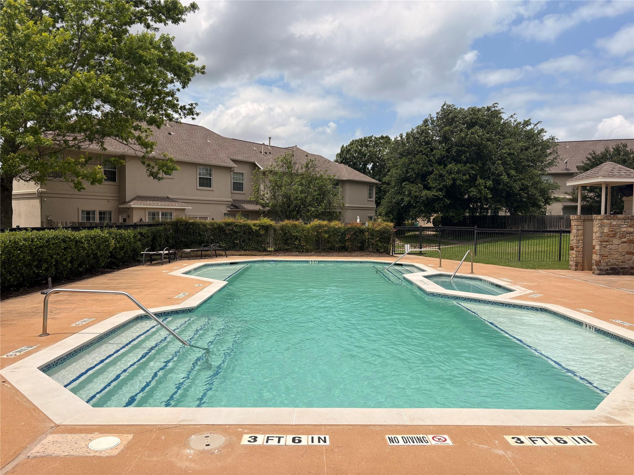 1101 E Parmer Ln # 329, Austin, TX 78753