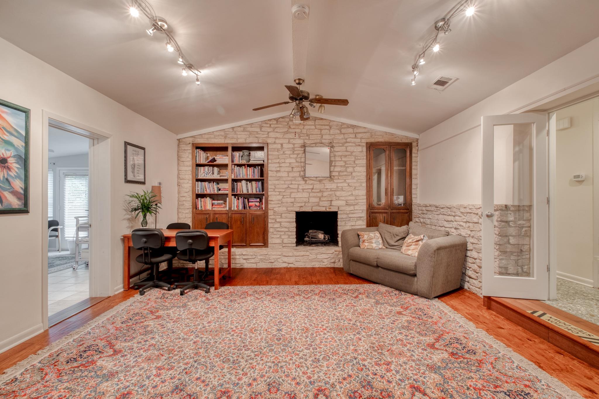 13805 Ann Pl, Austin, TX 78728