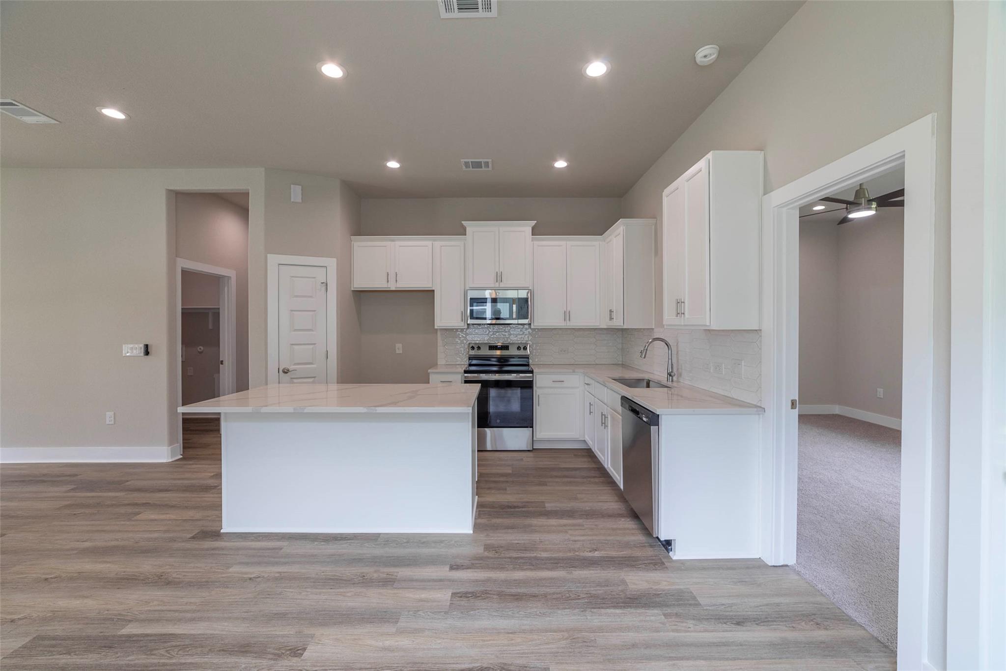 857 Cypress Ln, Horseshoe Bay, TX 78657