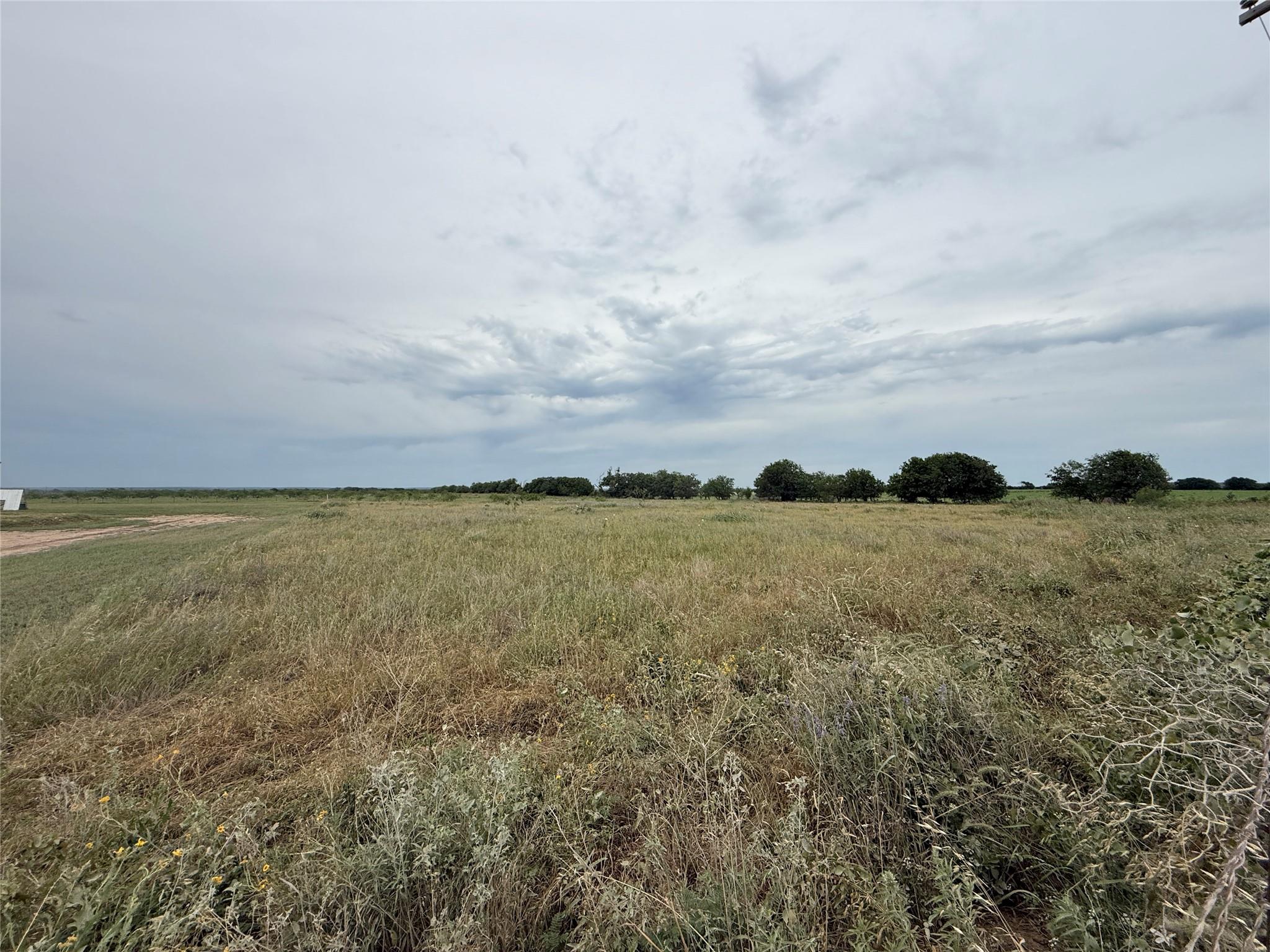 1432 Dos Hermanas Rd, Salado, TX 76571