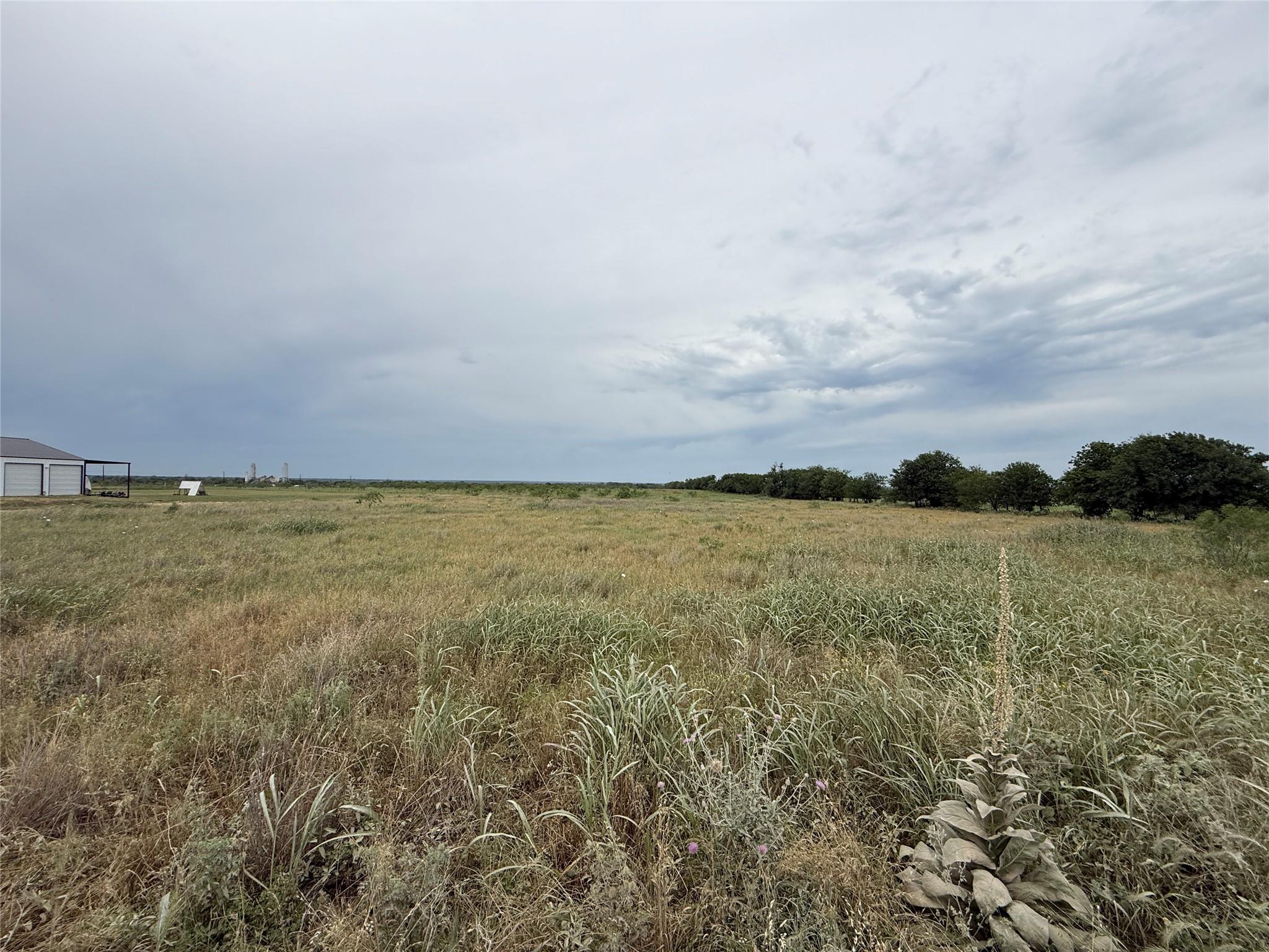 1432 Dos Hermanas Rd, Salado, TX 76571