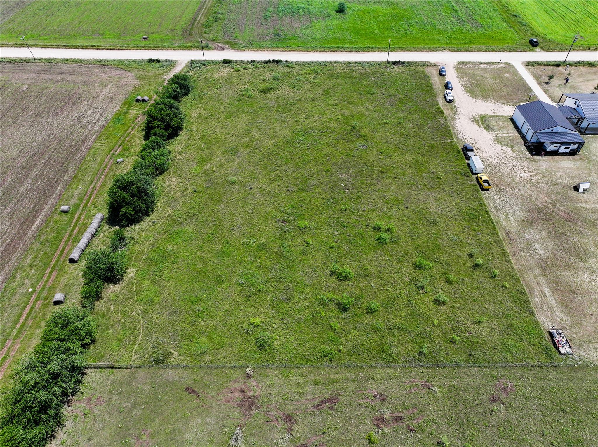 1432 Dos Hermanas Rd, Salado, TX 76571