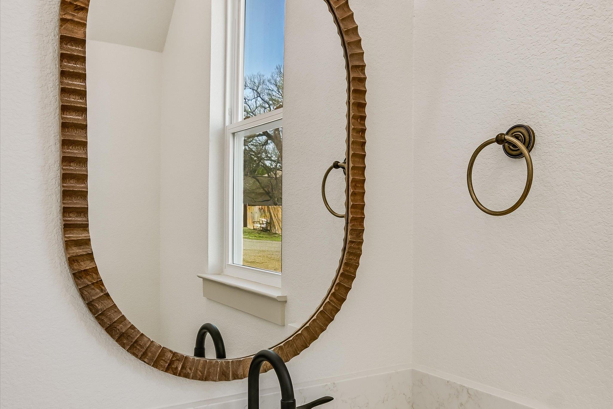 424 SHADY BLUFF Dr, Wimberley, TX 78676