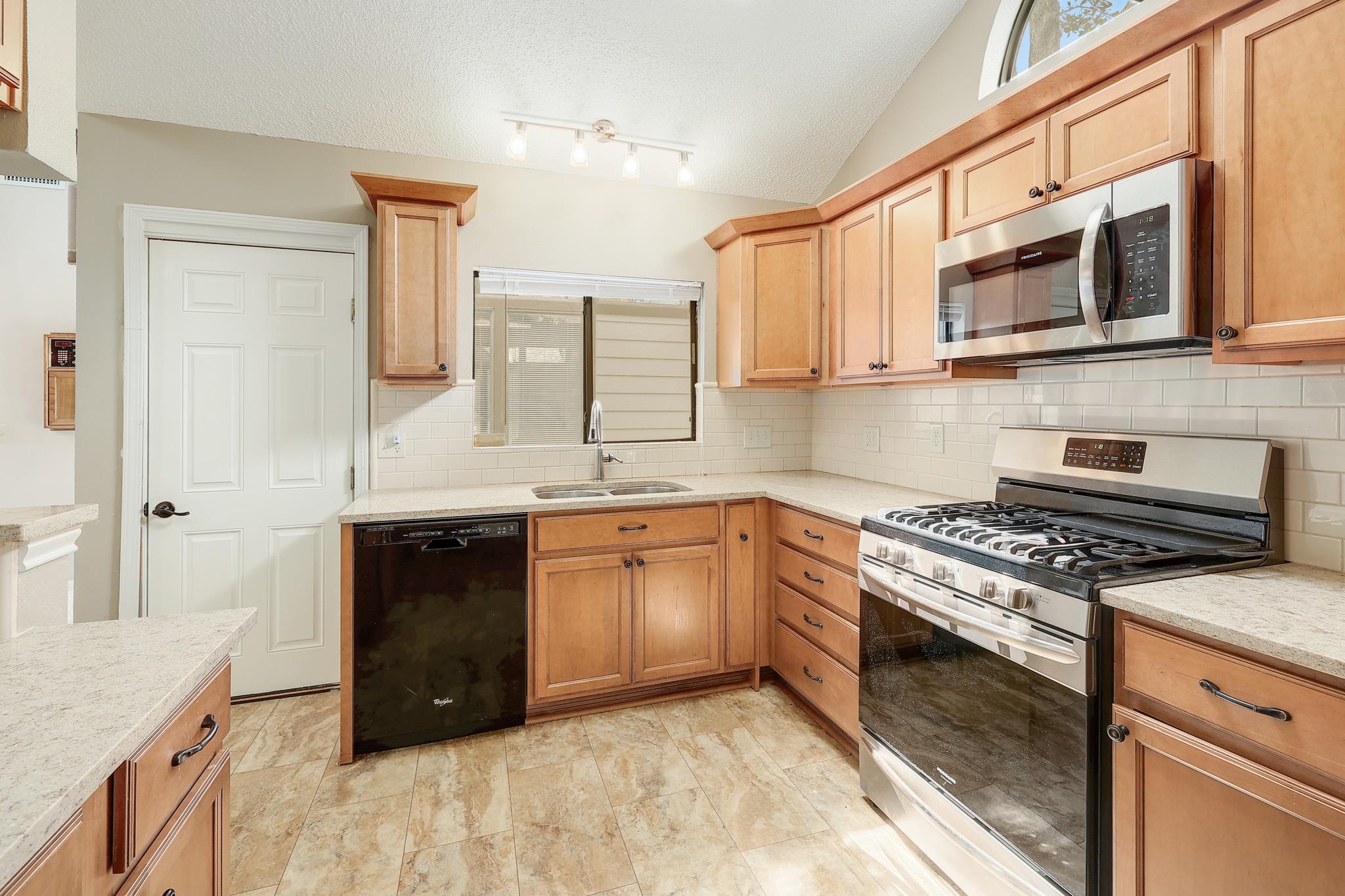 2202 Warfield Way, Austin, TX 78728