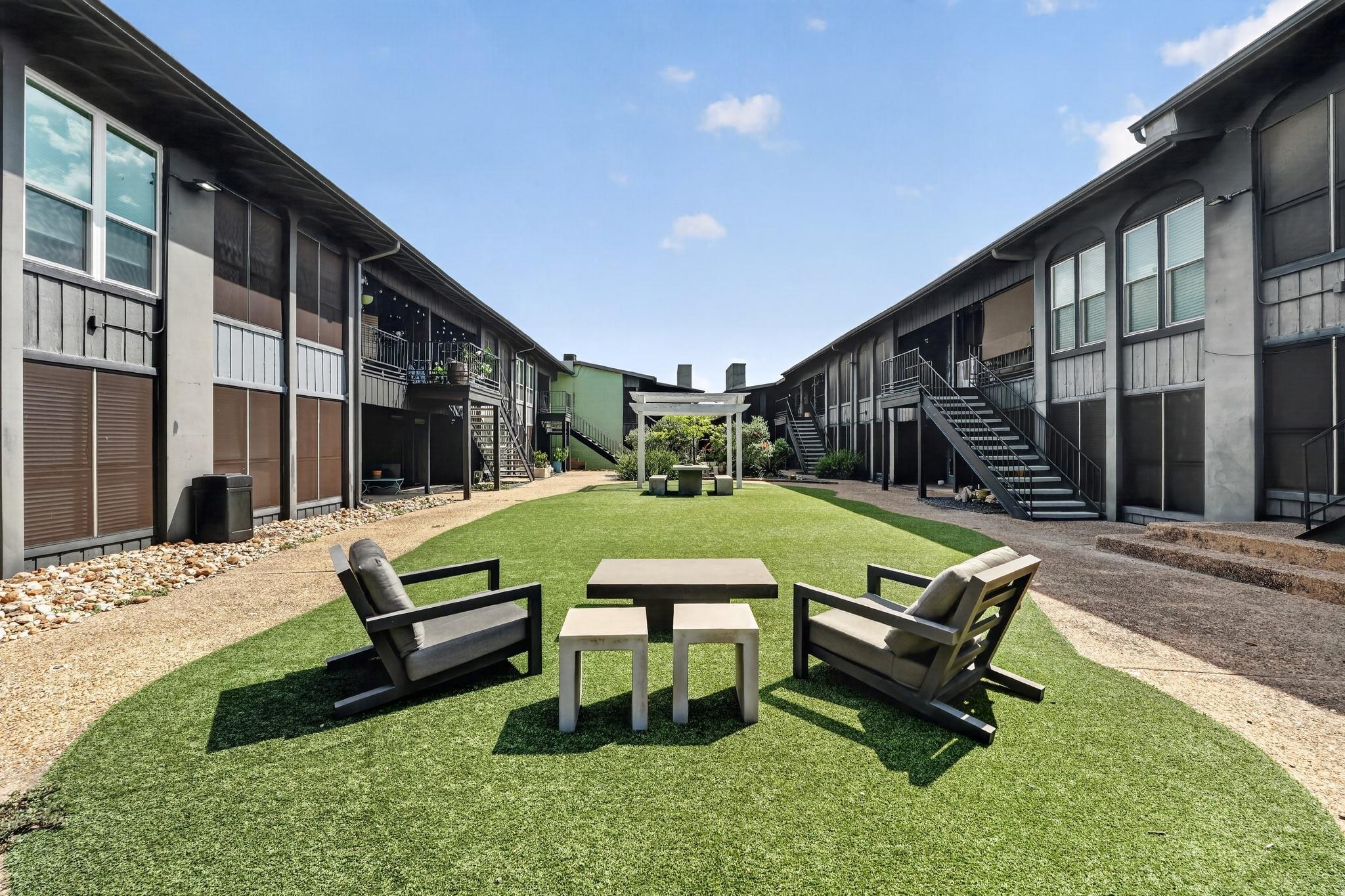 909 Reinli St # 240, Austin, TX 78751