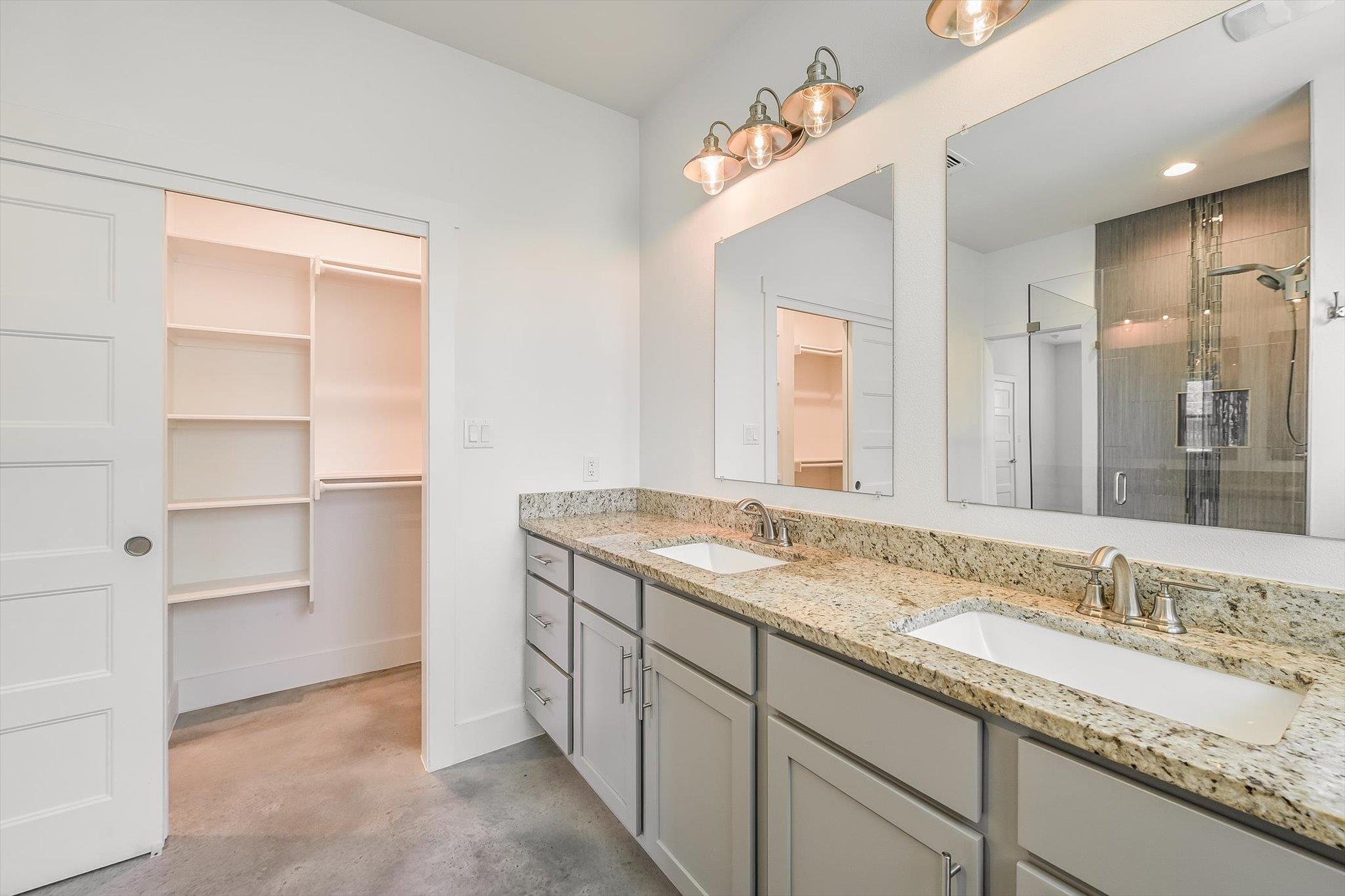 10201 Thomas Ln, Dripping Springs, TX 78620