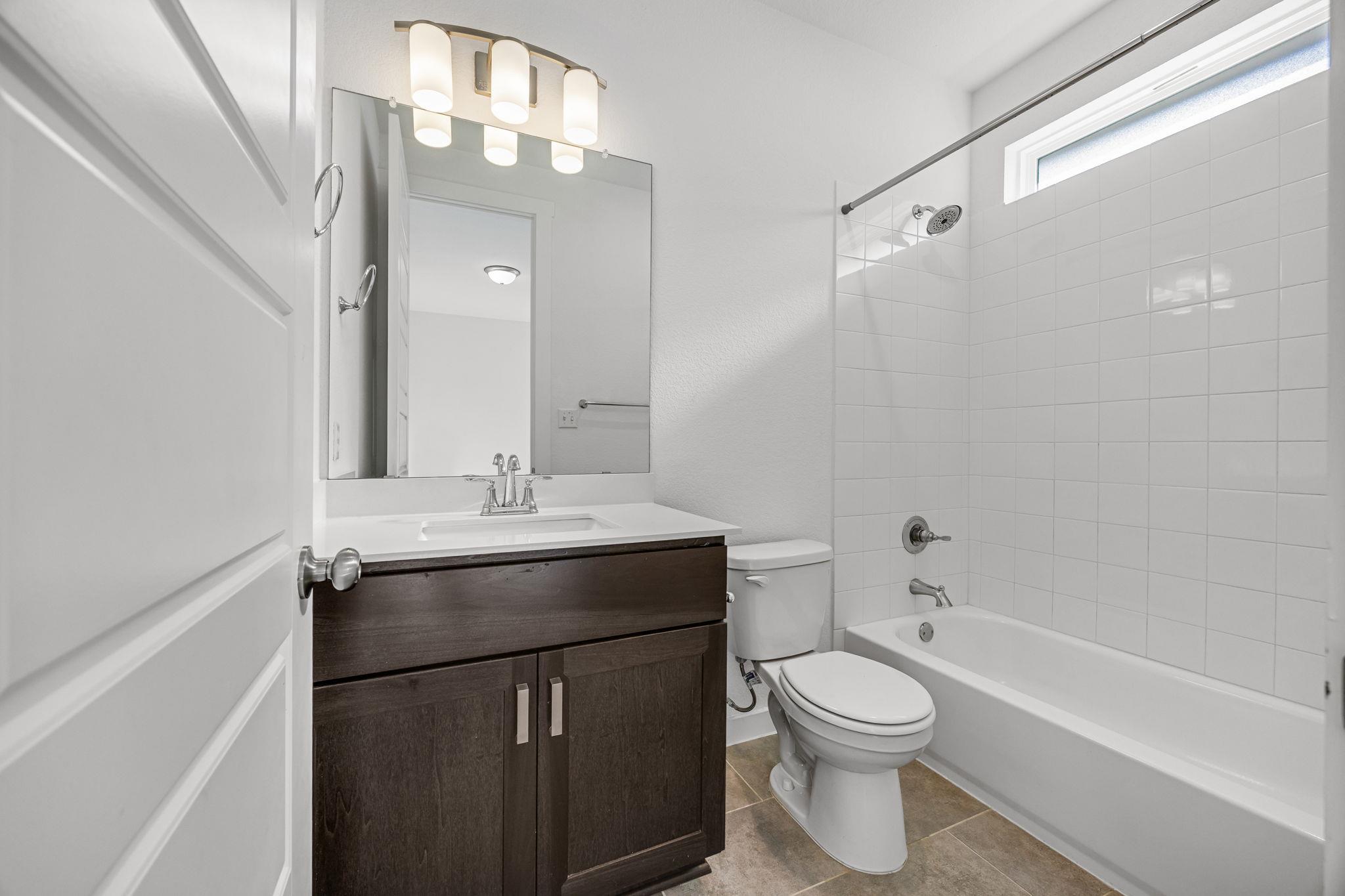 2145 Stampede Dr, Leander, TX 78641