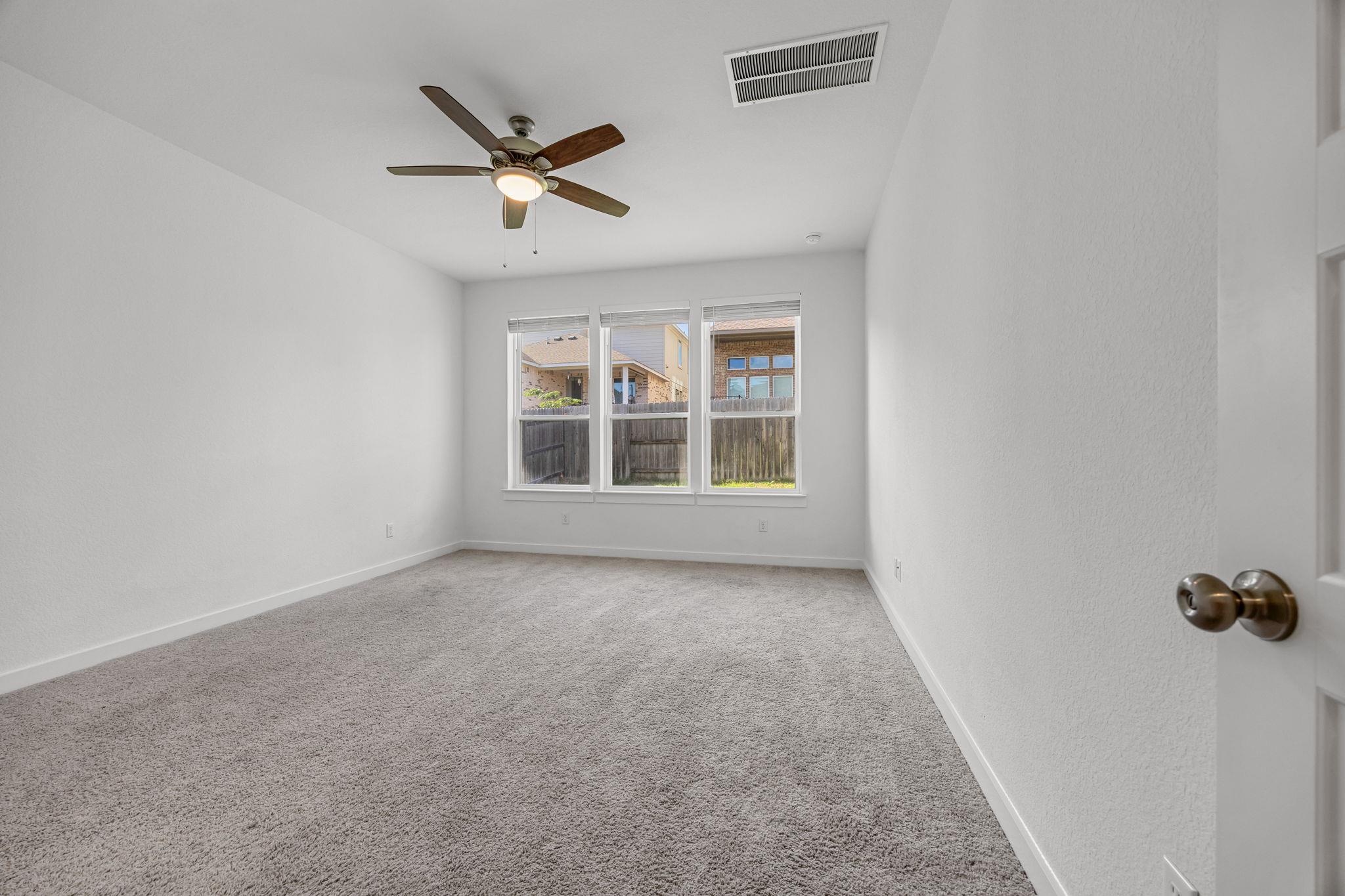 2145 Stampede Dr, Leander, TX 78641