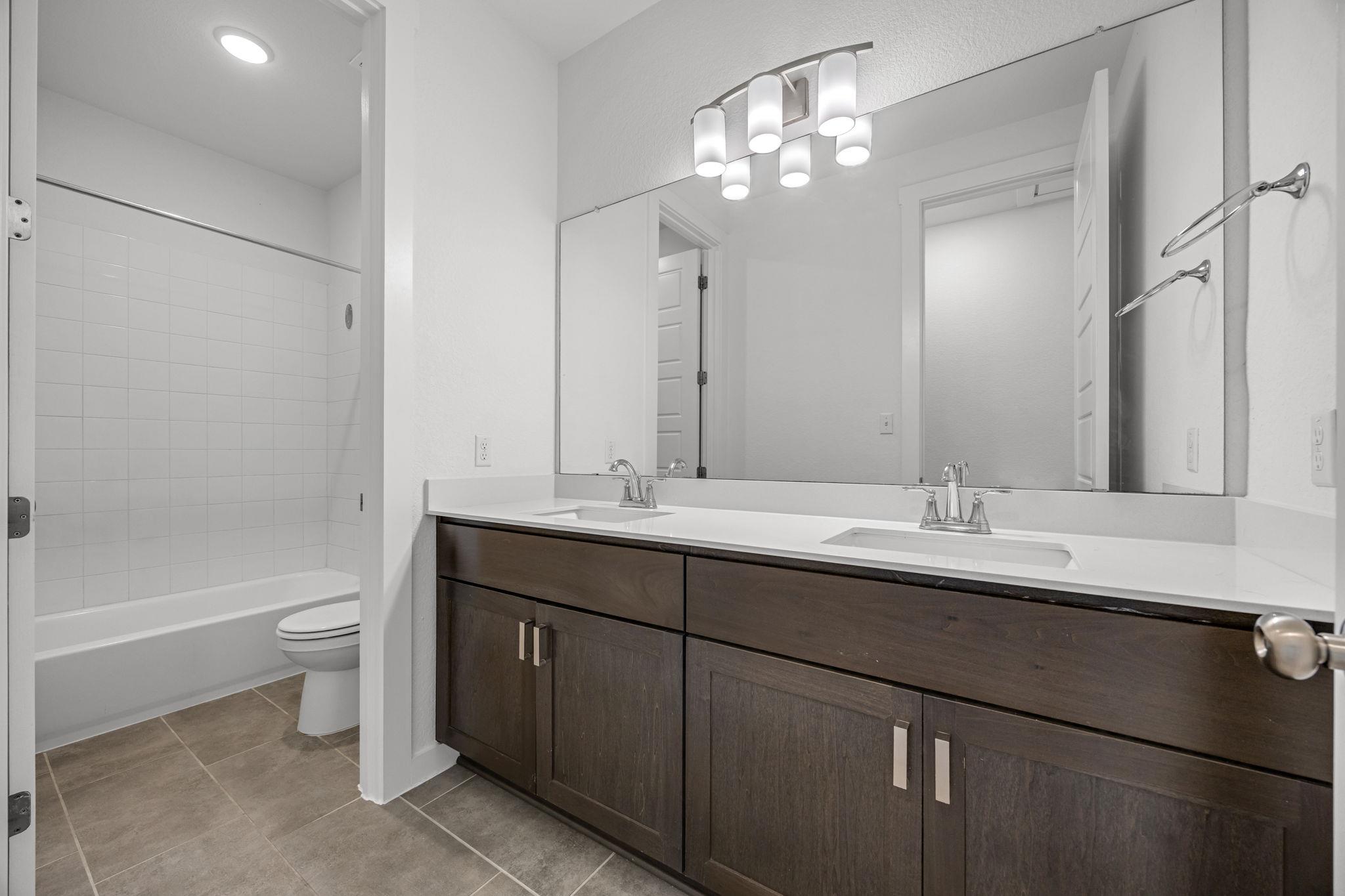 2145 Stampede Dr, Leander, TX 78641