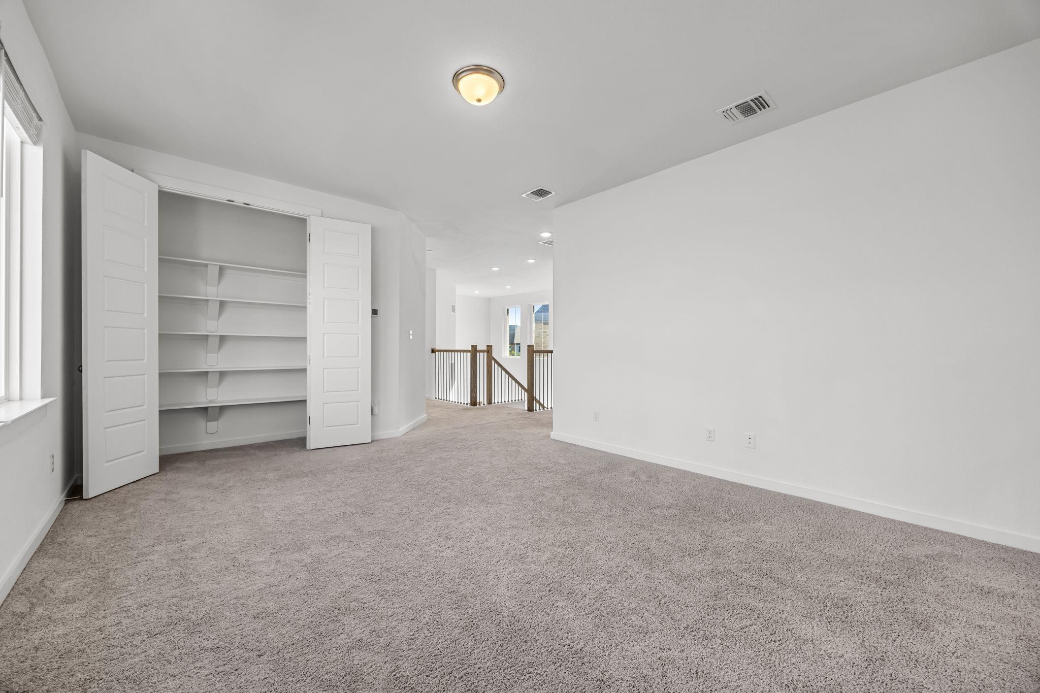 2145 Stampede Dr, Leander, TX 78641