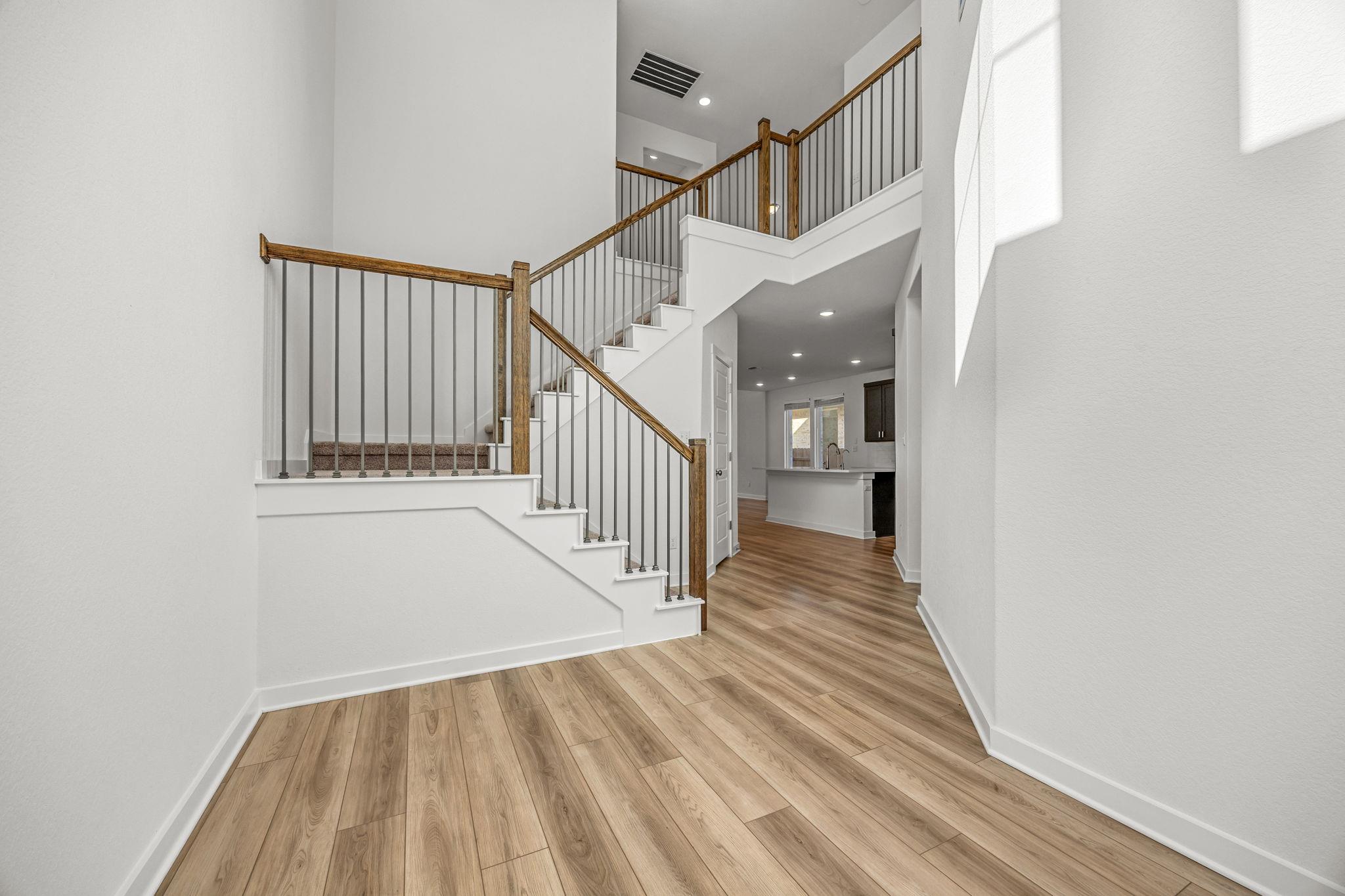 2145 Stampede Dr, Leander, TX 78641