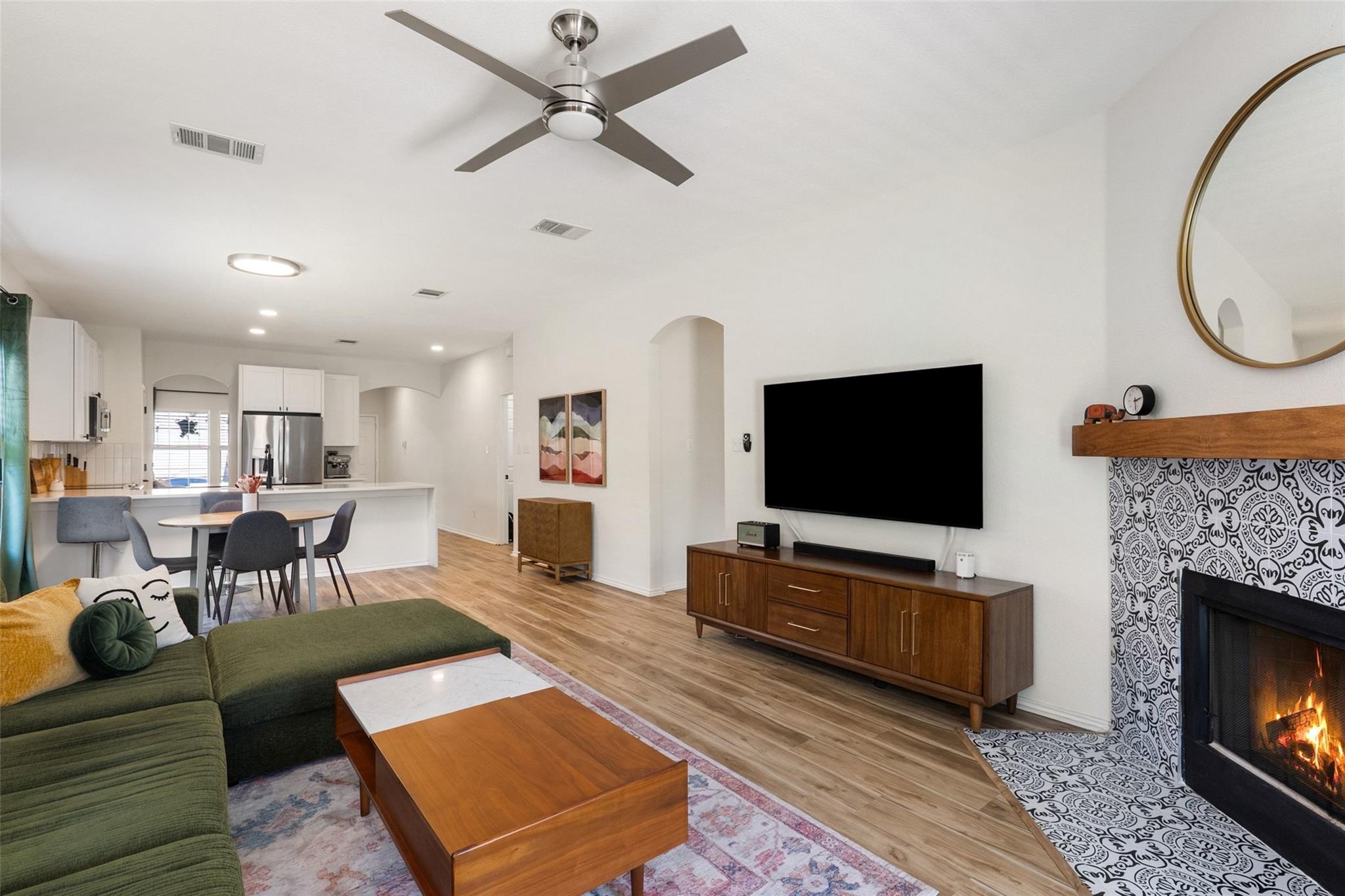 9402 Brents Elm Dr, Austin, TX 78744