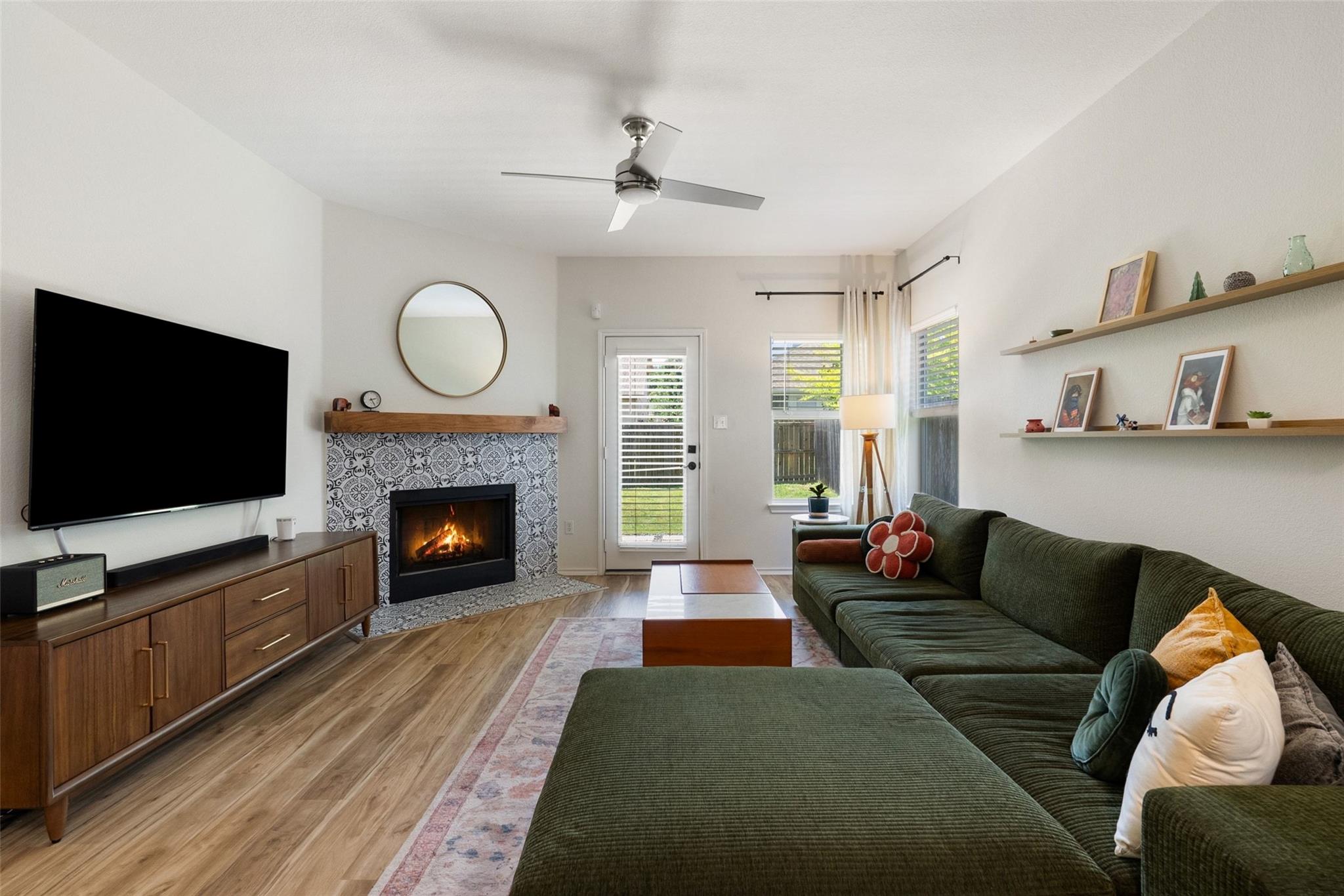 9402 Brents Elm Dr, Austin, TX 78744