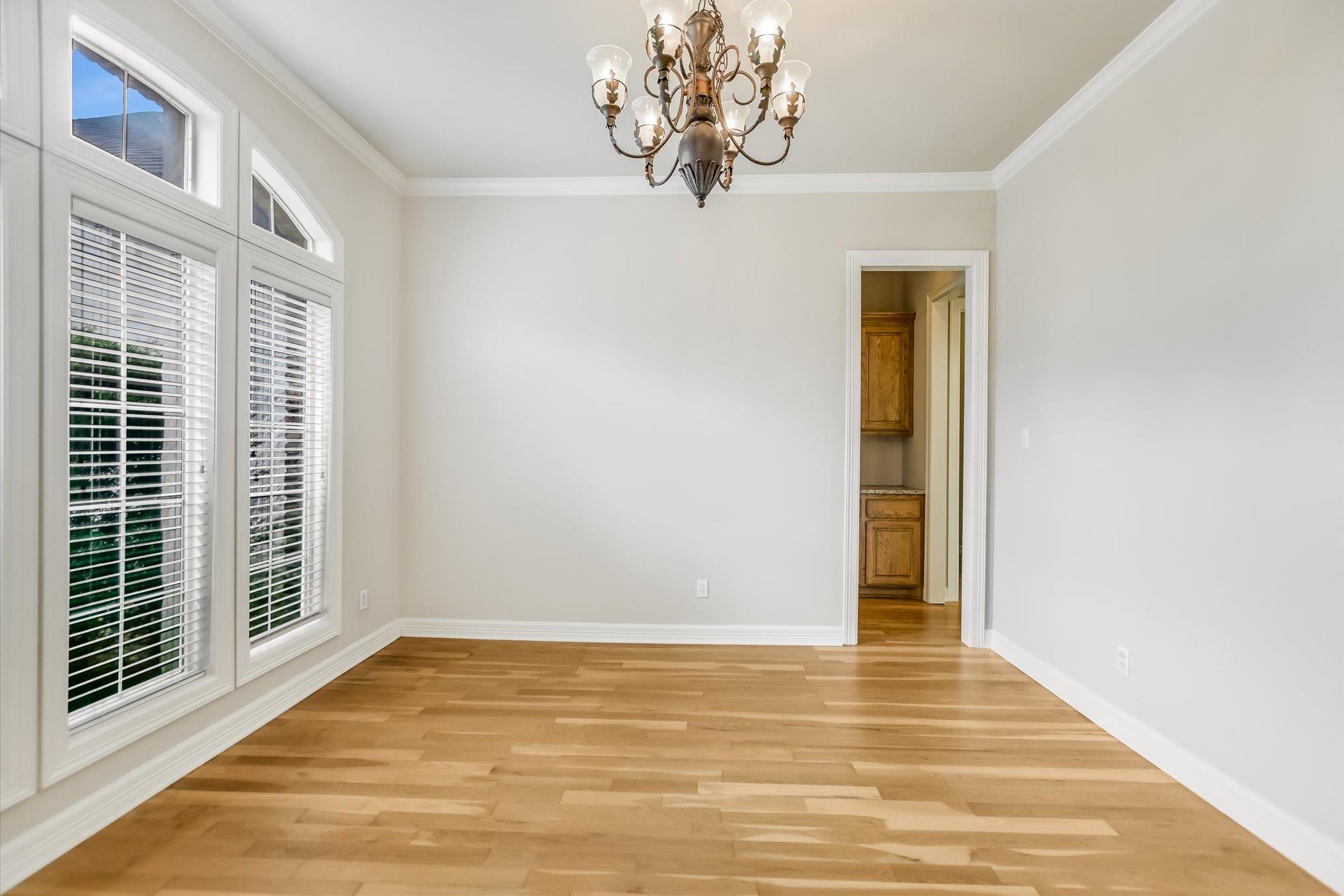 801 Chrissys Cv, Austin, TX 78733