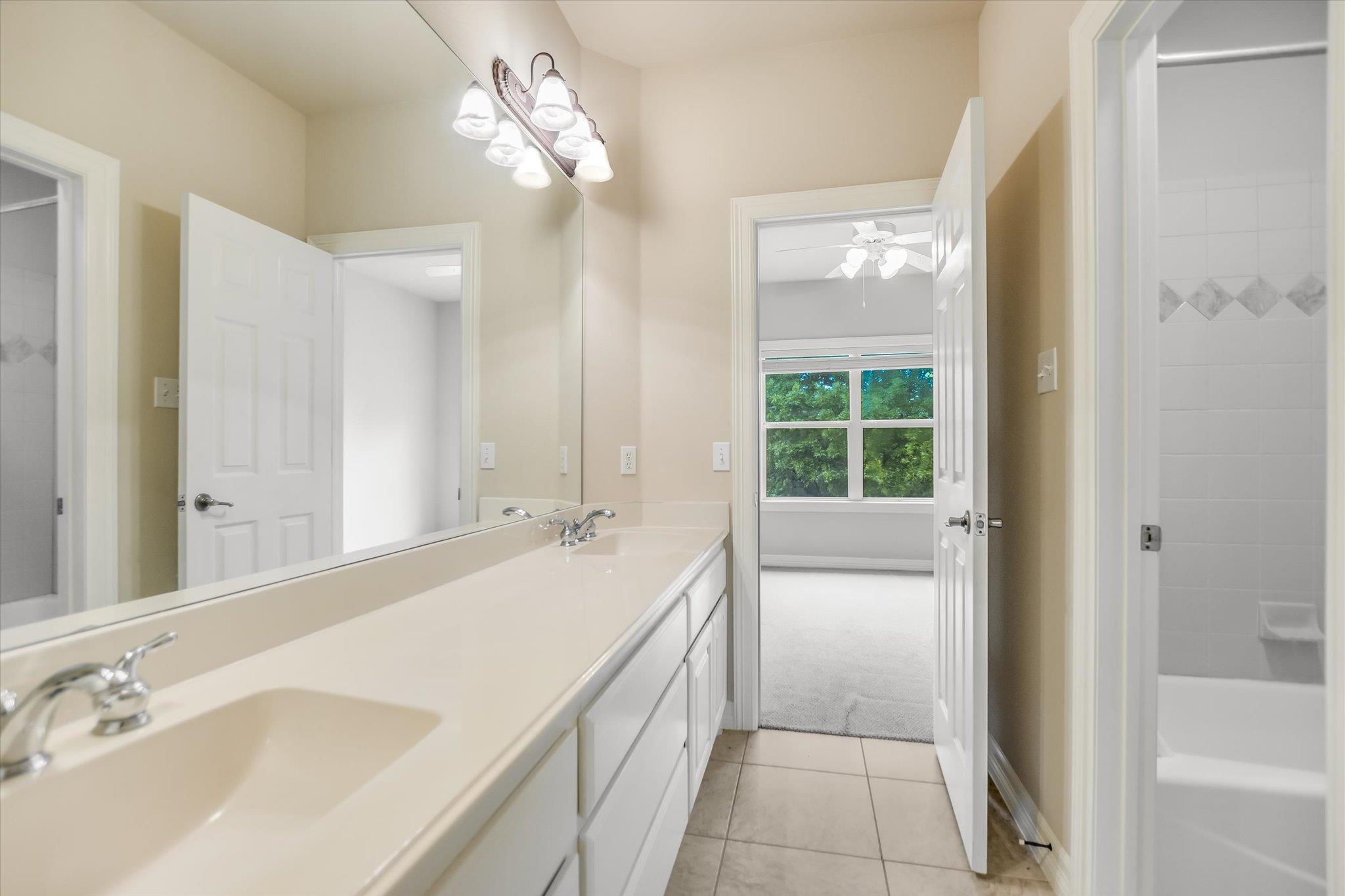 801 Chrissys Cv, Austin, TX 78733