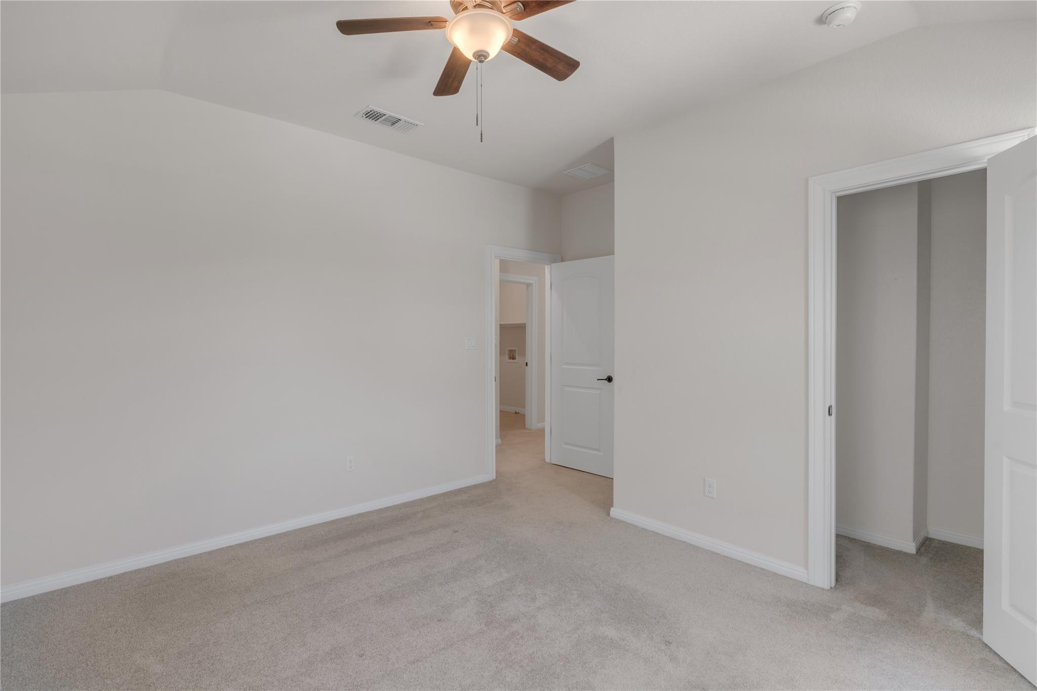 201 Bella Luna Way, Liberty Hill, TX 78642