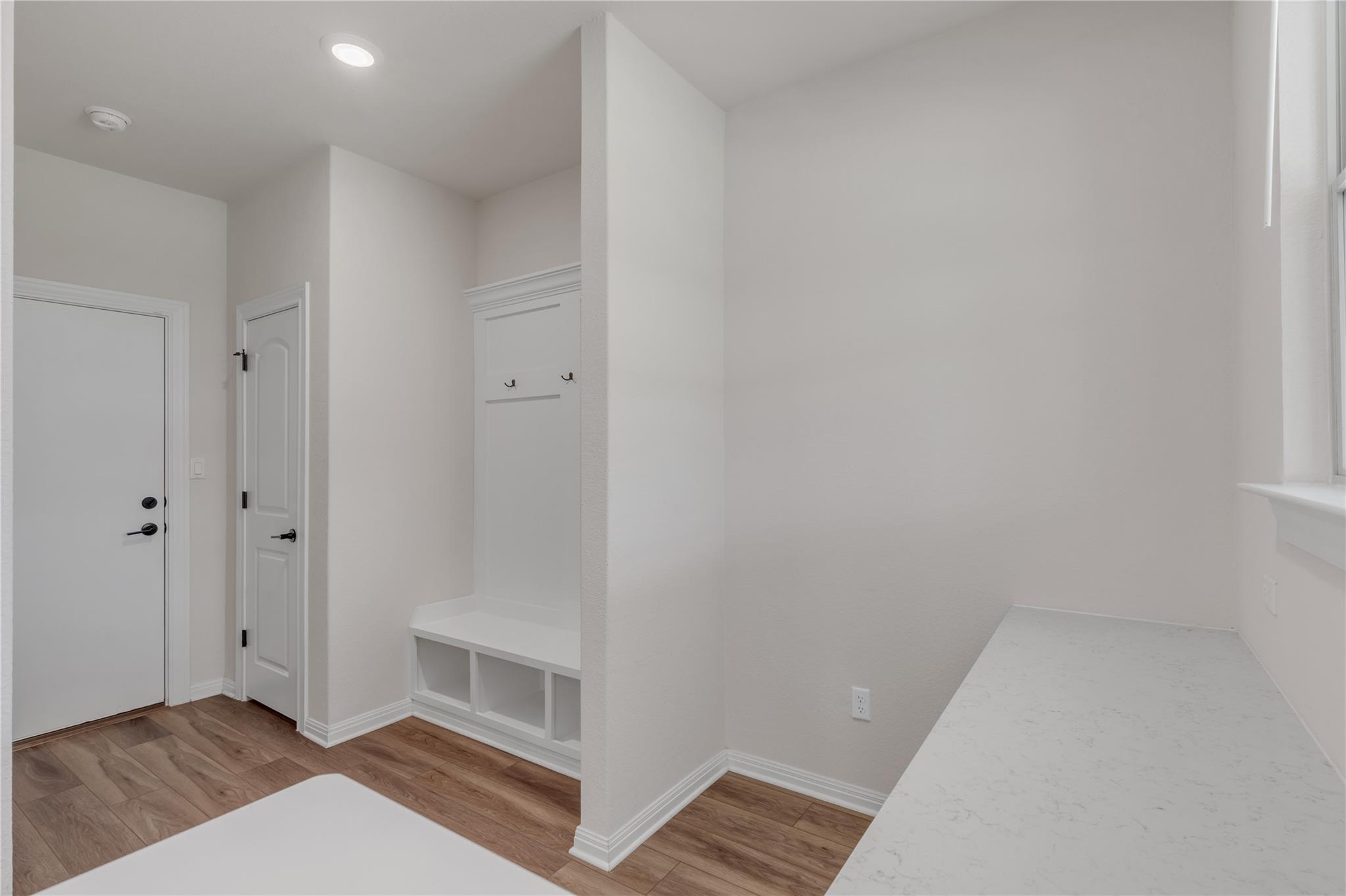 201 Bella Luna Way, Liberty Hill, TX 78642